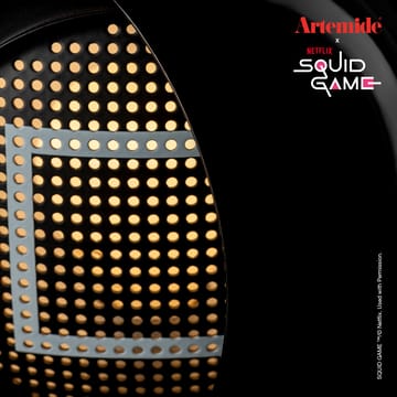 Eclisse x Squid Game table lamp Special Edition - Guard black - Artemide