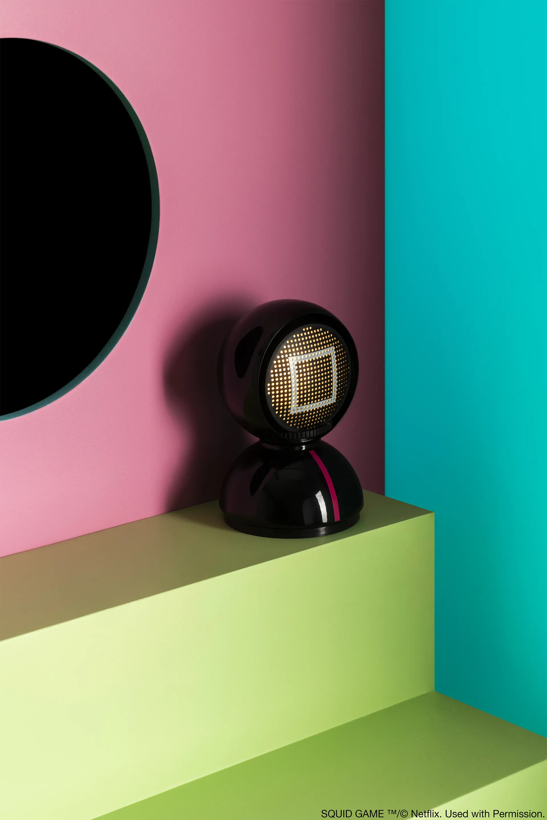 Eclisse x Squid Game table lamp Special Edition, Guard black Artemide