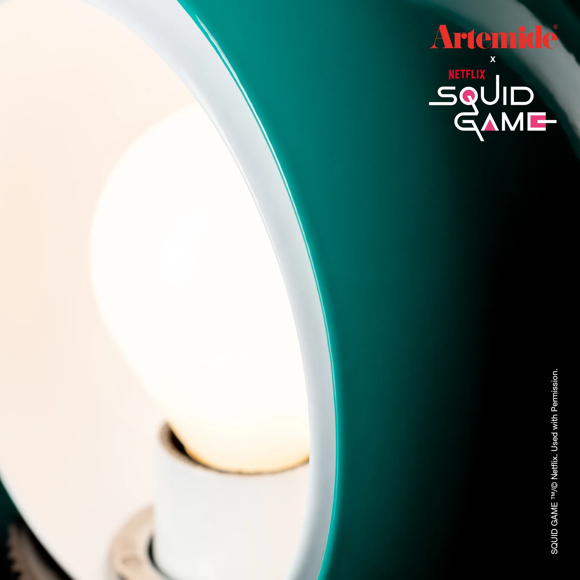 Eclisse x Squid Game table lamp Special Edition, Player Artemide