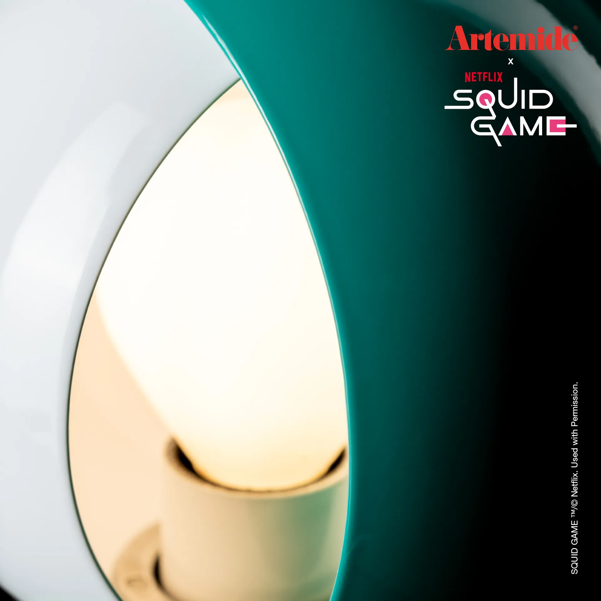 Eclisse x Squid Game table lamp Special Edition, Player Artemide