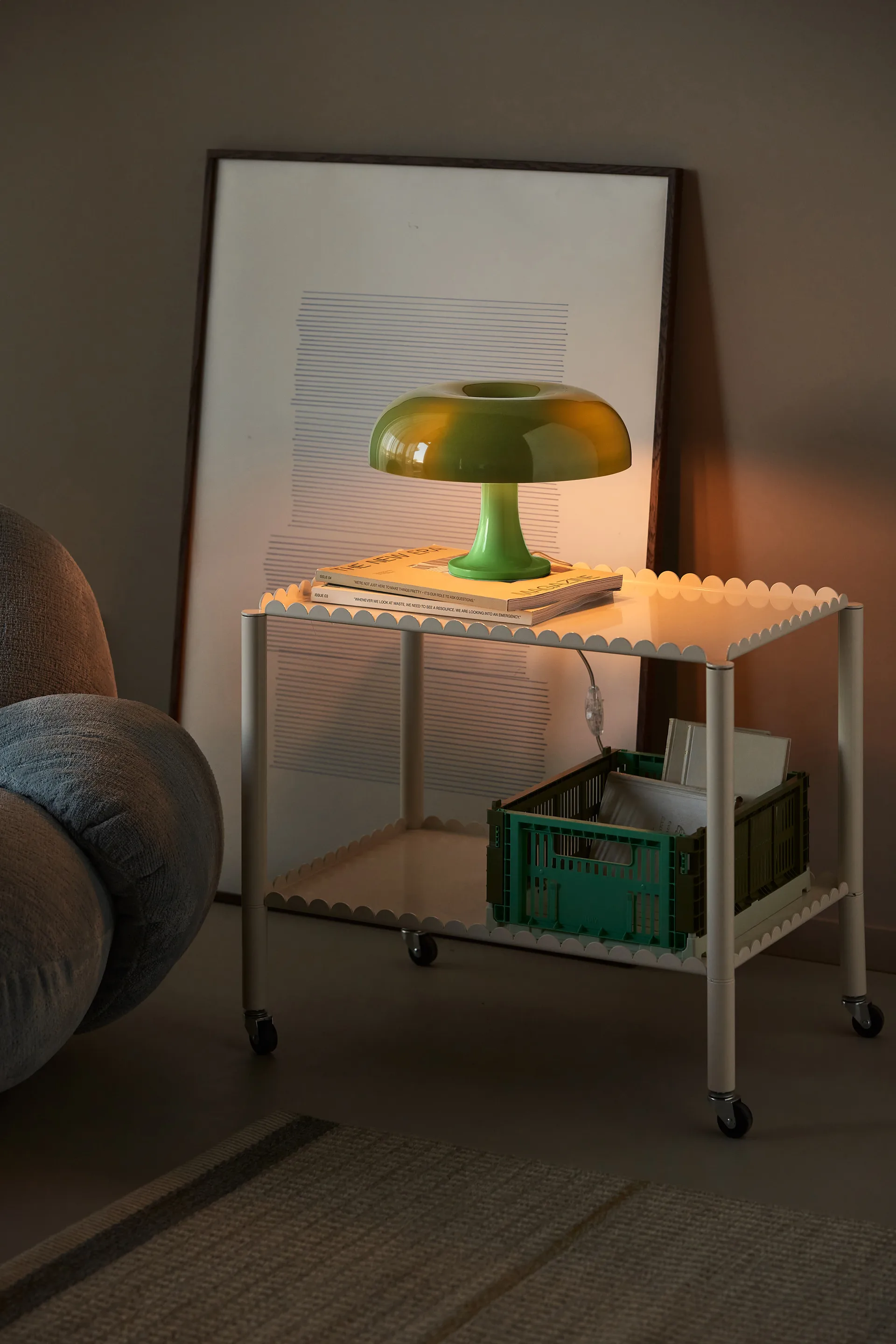 Nessino Special Edition table lamp Ø32 cm, Green Artemide