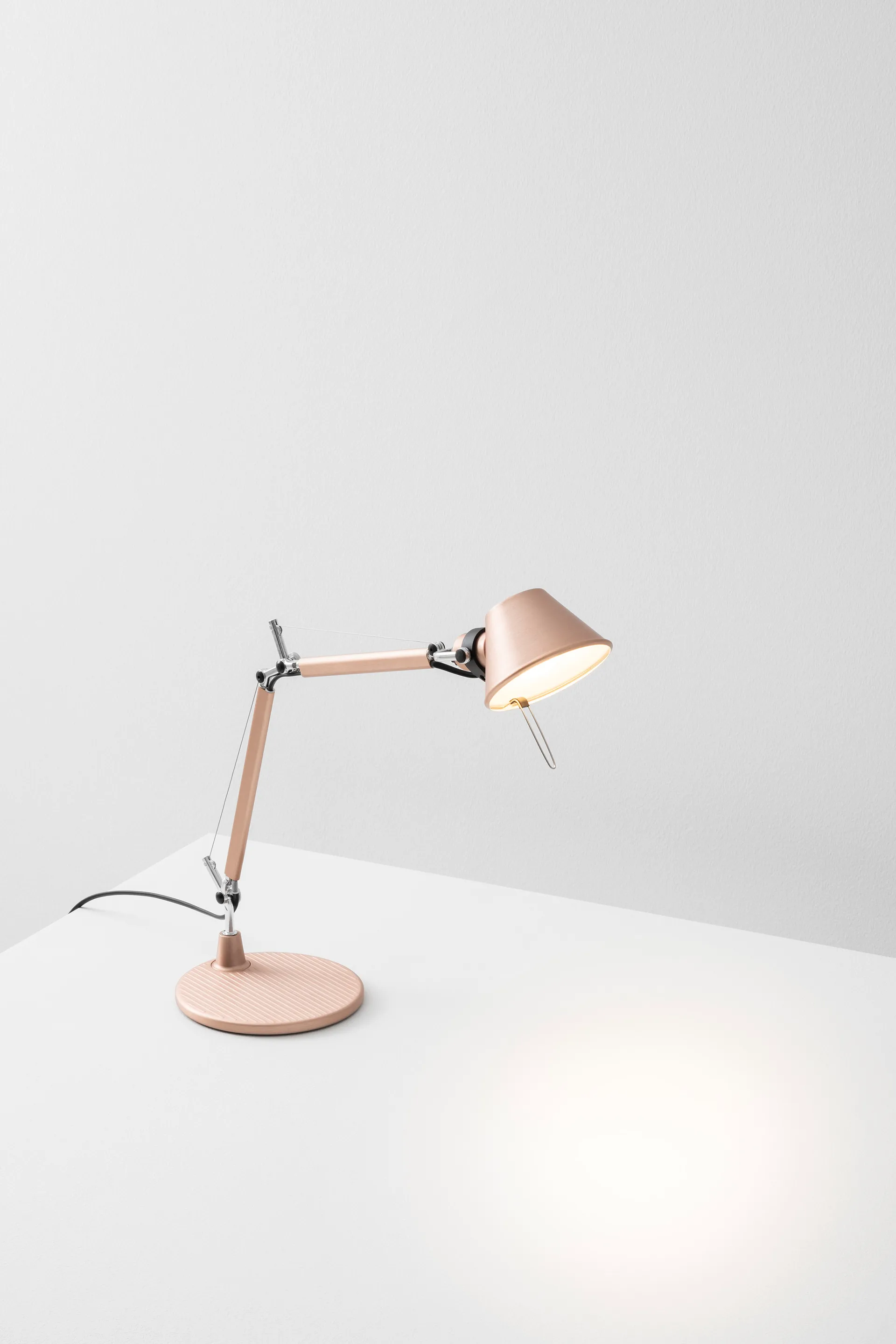 Tolomeo Micro Special Edition table lamp, Copper Artemide