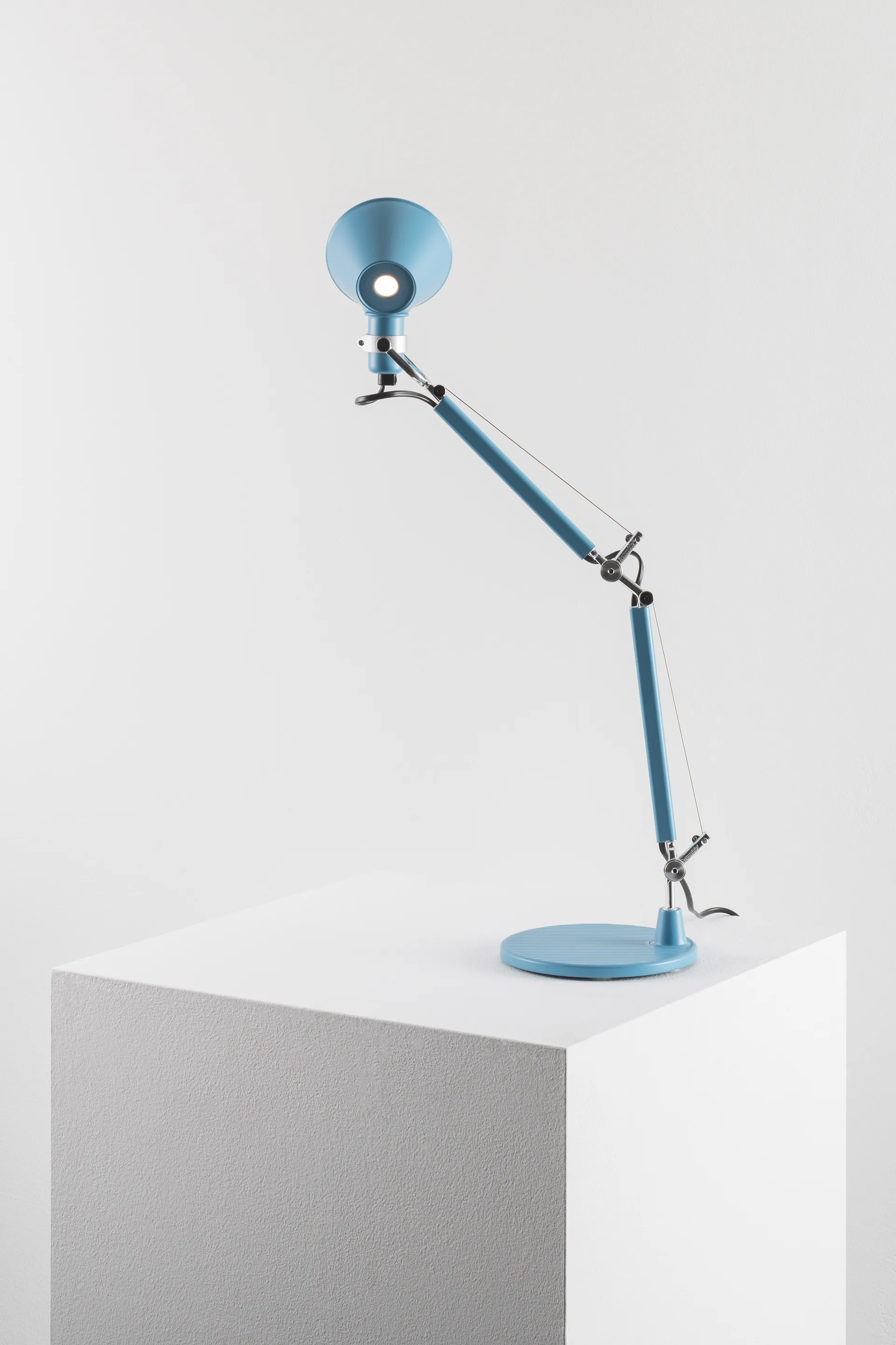 Tolomeo micro table lamp, Light blue Artemide