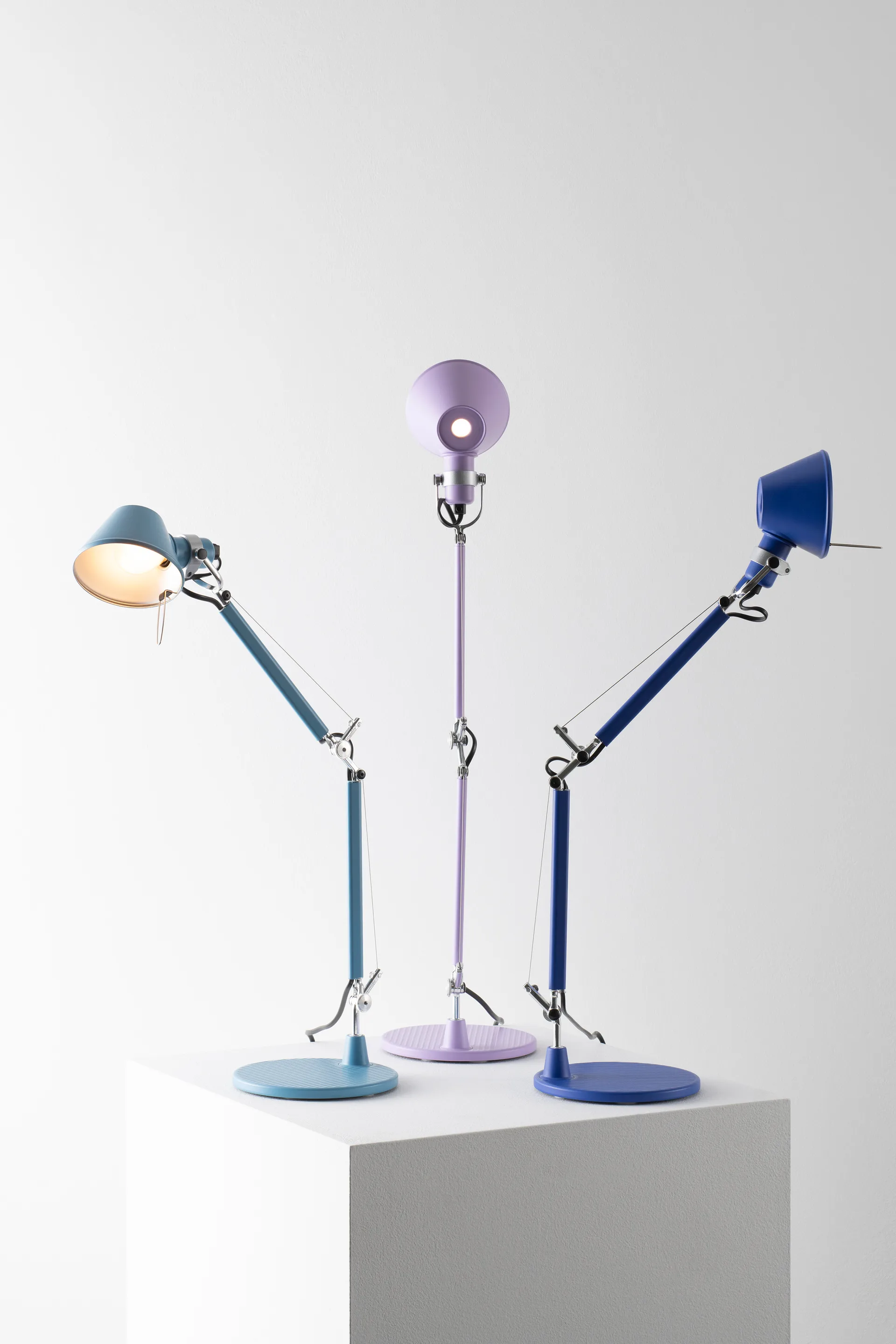 Tolomeo micro table lamp, Light blue Artemide