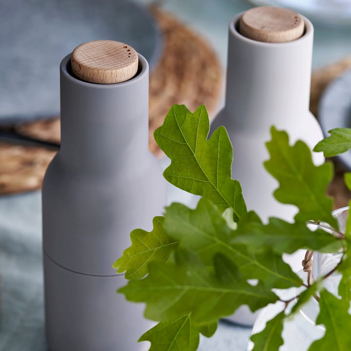 Bottle grinder spice mill 2-pack special edition - concrete-feather (wooden lid) - Audo Copenhagen