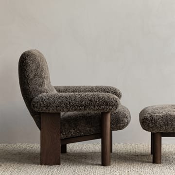 Brasilia armchair - Fabric moss 011 grey, dark stained oak legs - Audo Copenhagen