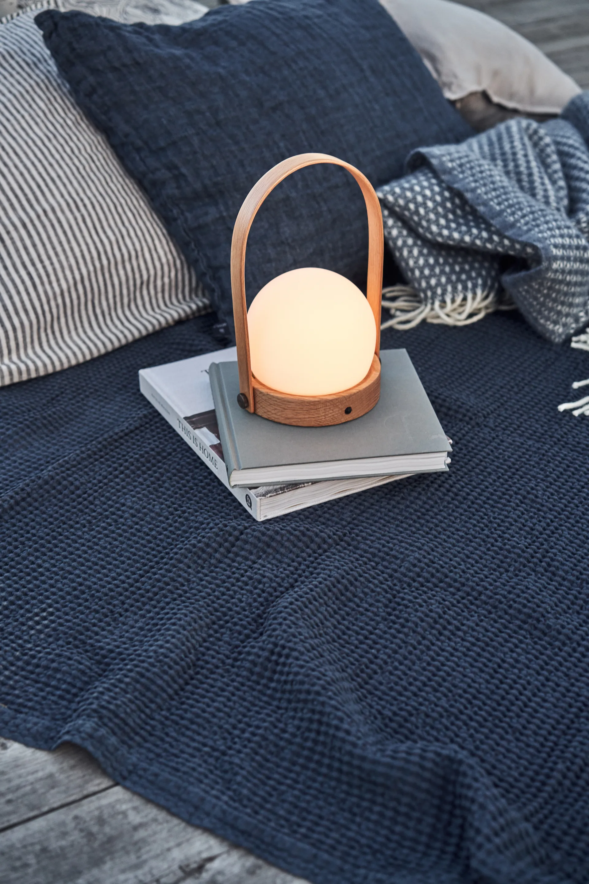 Carrie lamp Limited Edition, Natural oak Audo Copenhagen