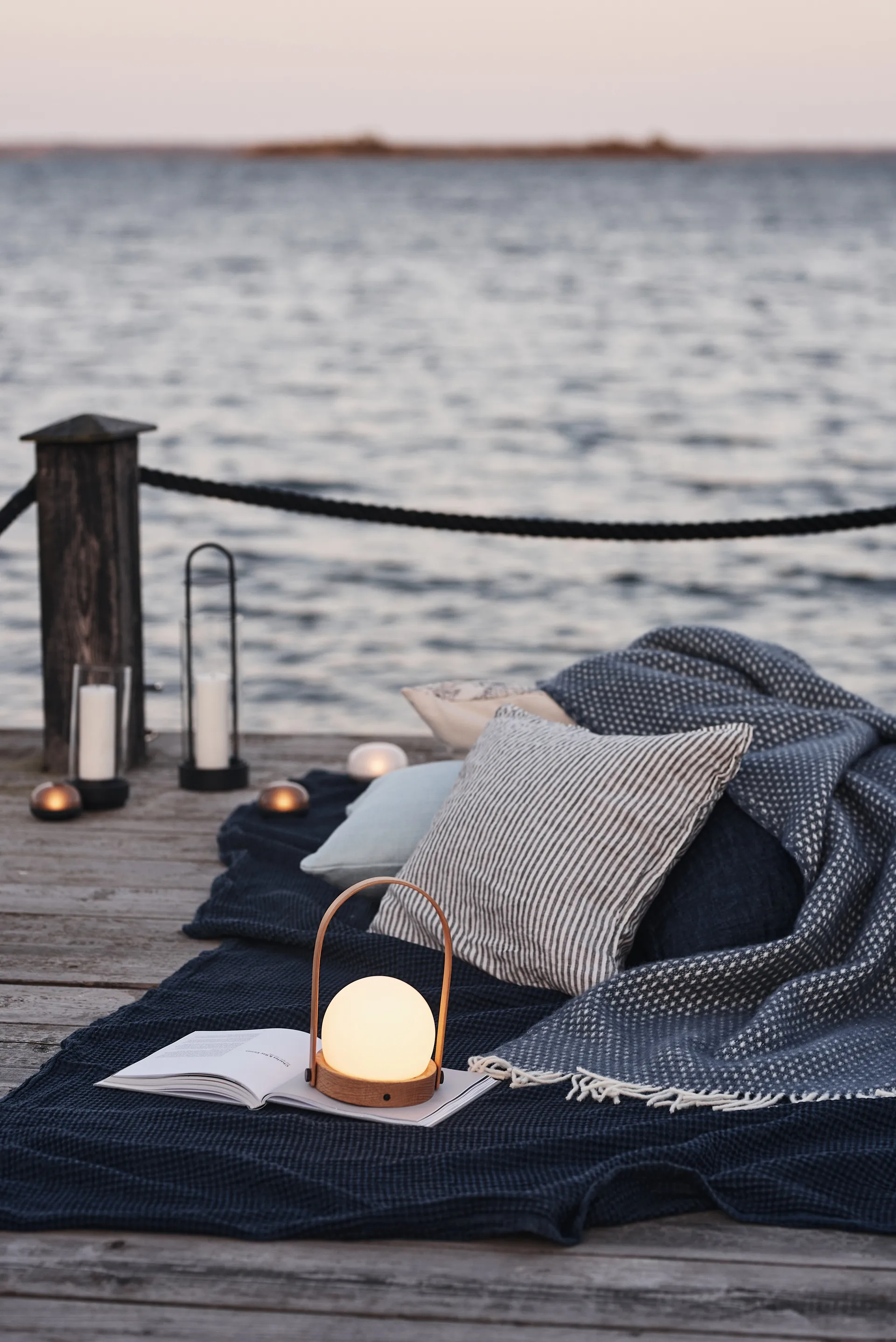 Carrie lamp Limited Edition, Natural oak Audo Copenhagen