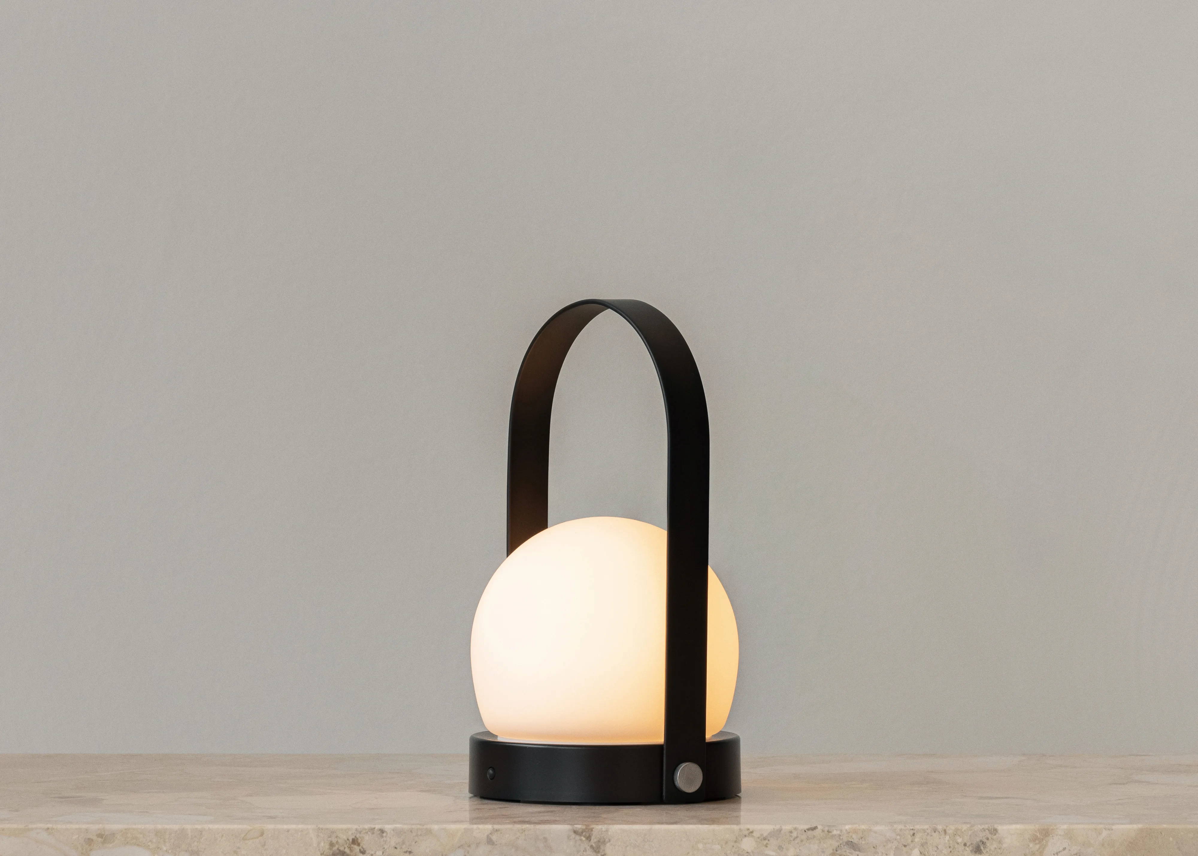 Carrie portable table lamp from Audo Copenhagen - NordicNest.com