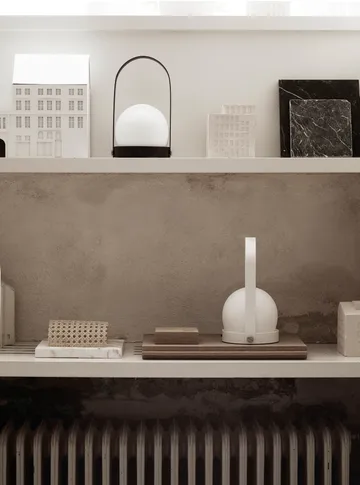 Carrie portable table lamp - White - Audo Copenhagen
