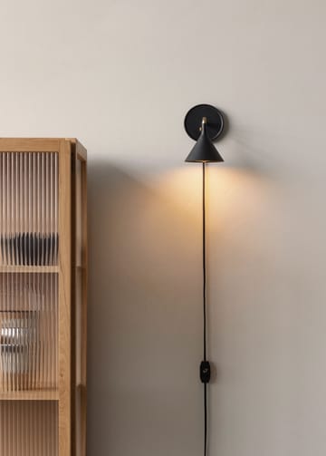 Cast Sconce wall lamp - Black - Audo Copenhagen