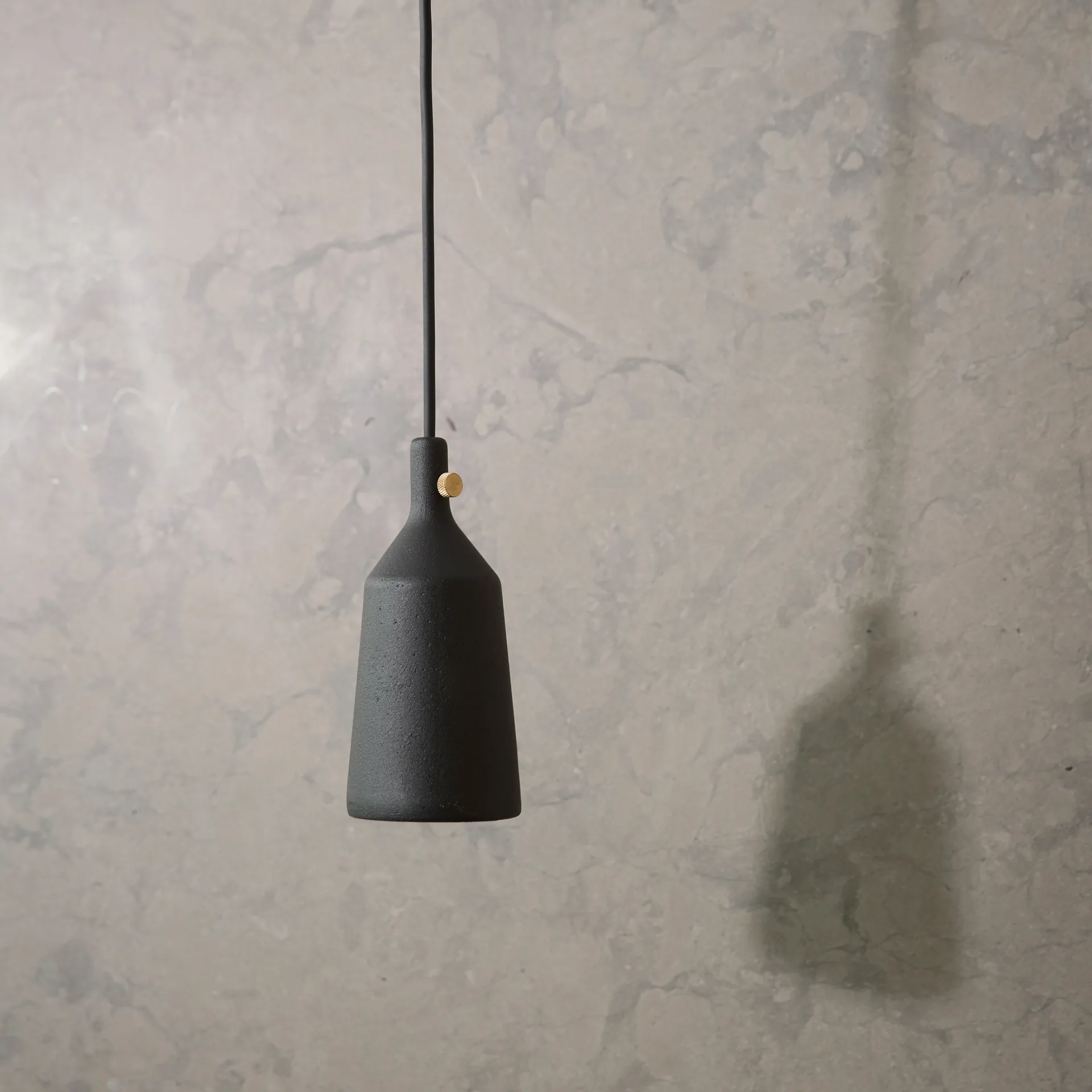 Cast shape 3 pendant lamp, black Audo Copenhagen
