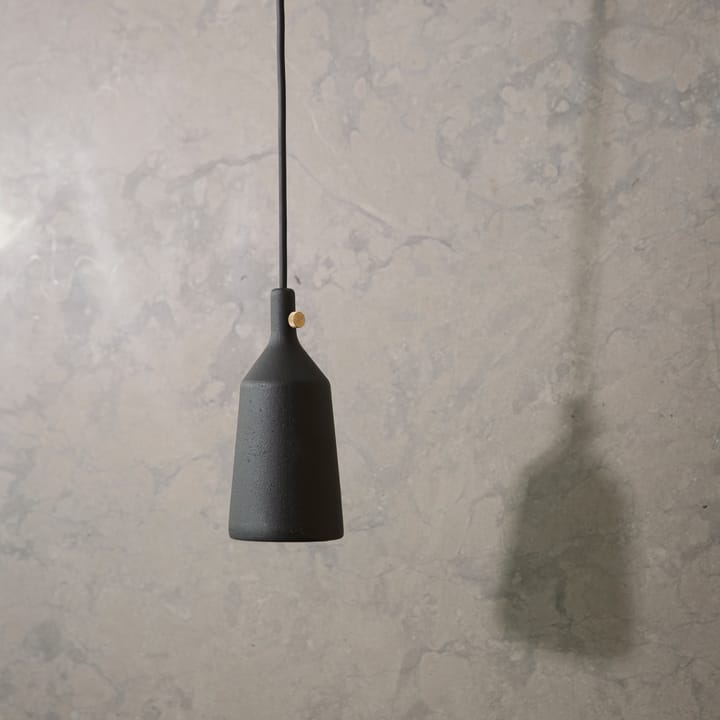 Cast shape 3 pendant lamp - black - Audo Copenhagen