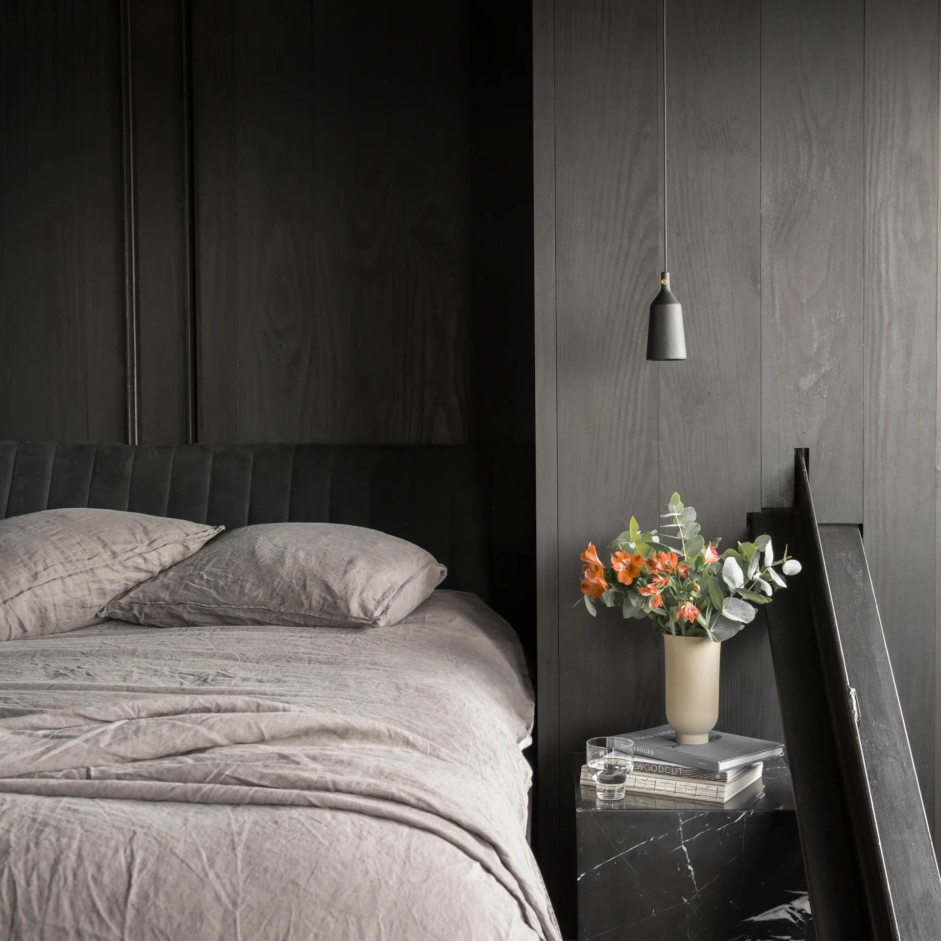 Cast shape 3 pendant lamp, black Audo Copenhagen