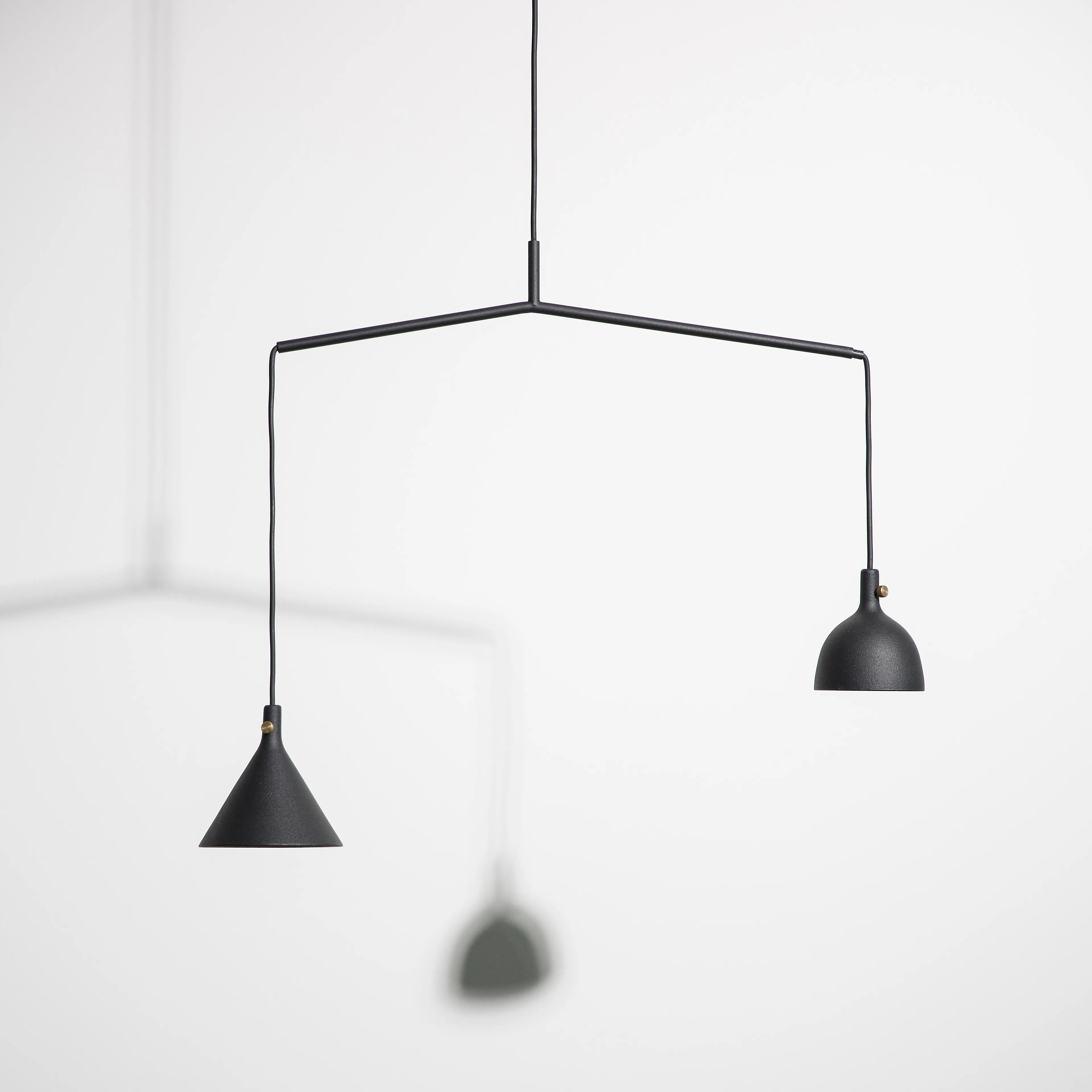 Cast shape 4 pendant lamp from Audo Copenhagen - NordicNest.com