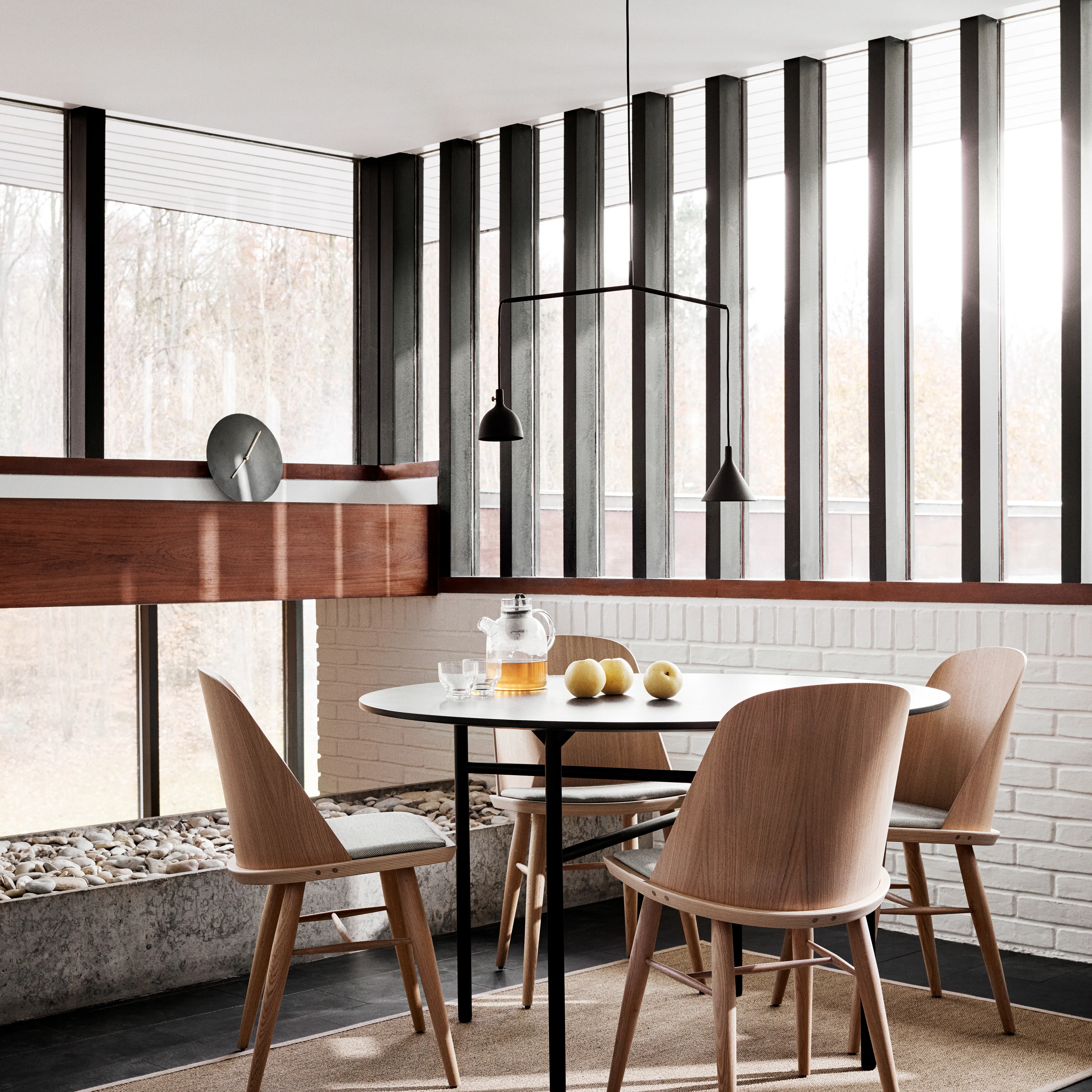 Cast shape 4 pendant lamp from Audo Copenhagen - NordicNest.com