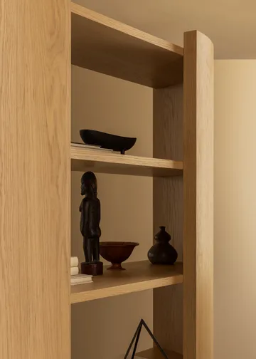 Crescent shelf - Untreated oak, 150x173 cm - Audo Copenhagen