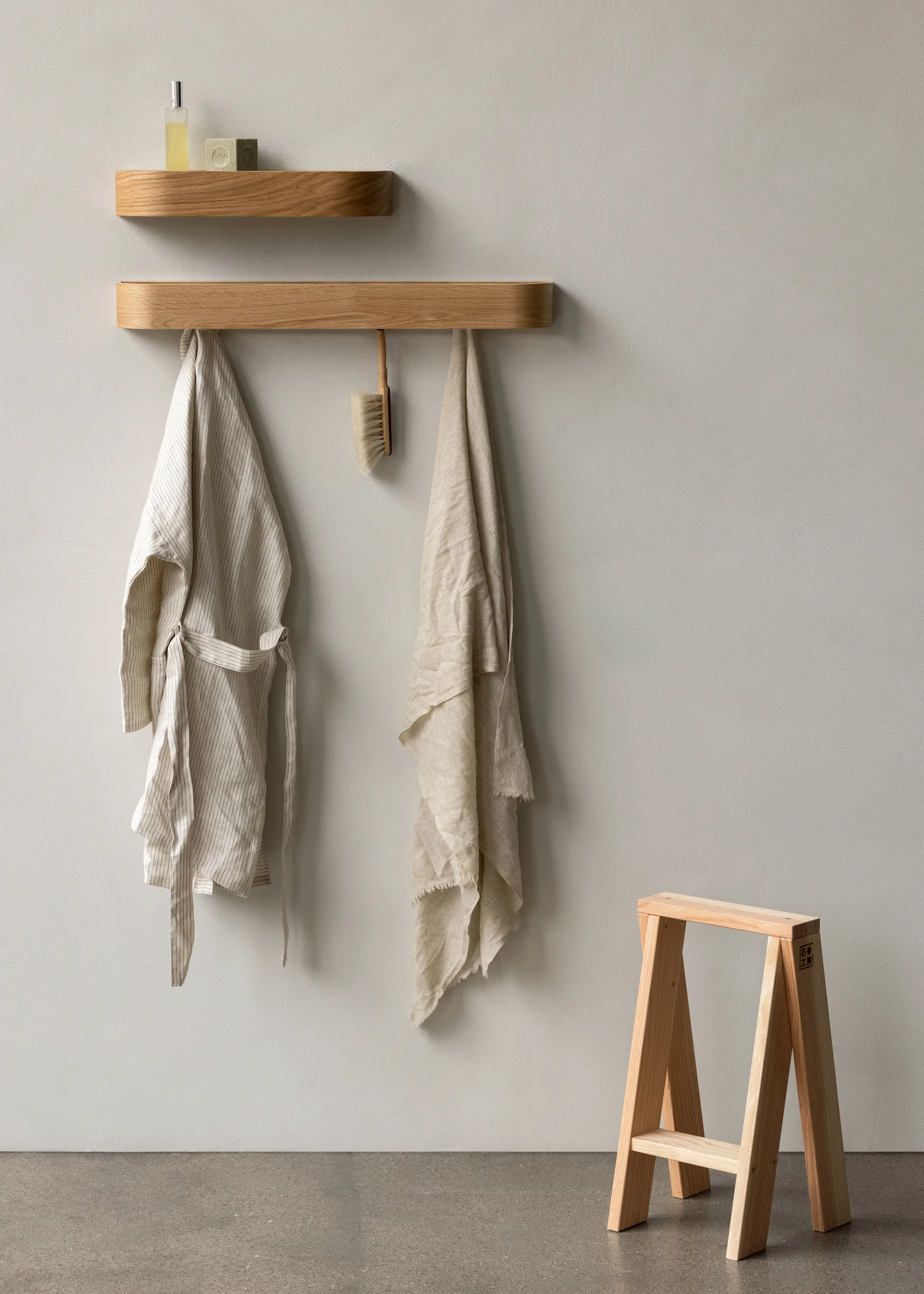 Epoch clothes hanger 79 cm, Oak Audo Copenhagen