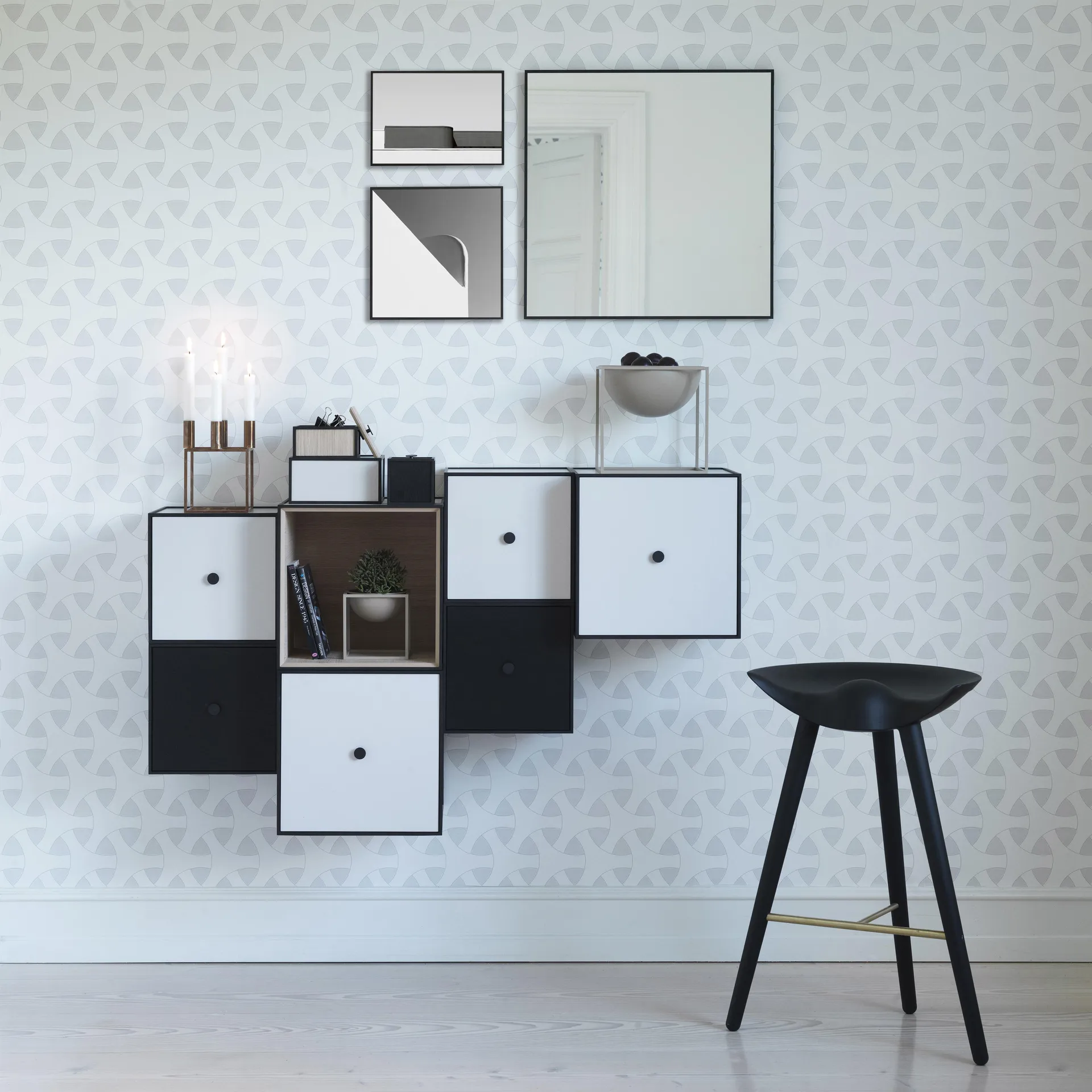 Frame 35 cube with door, white Audo Copenhagen