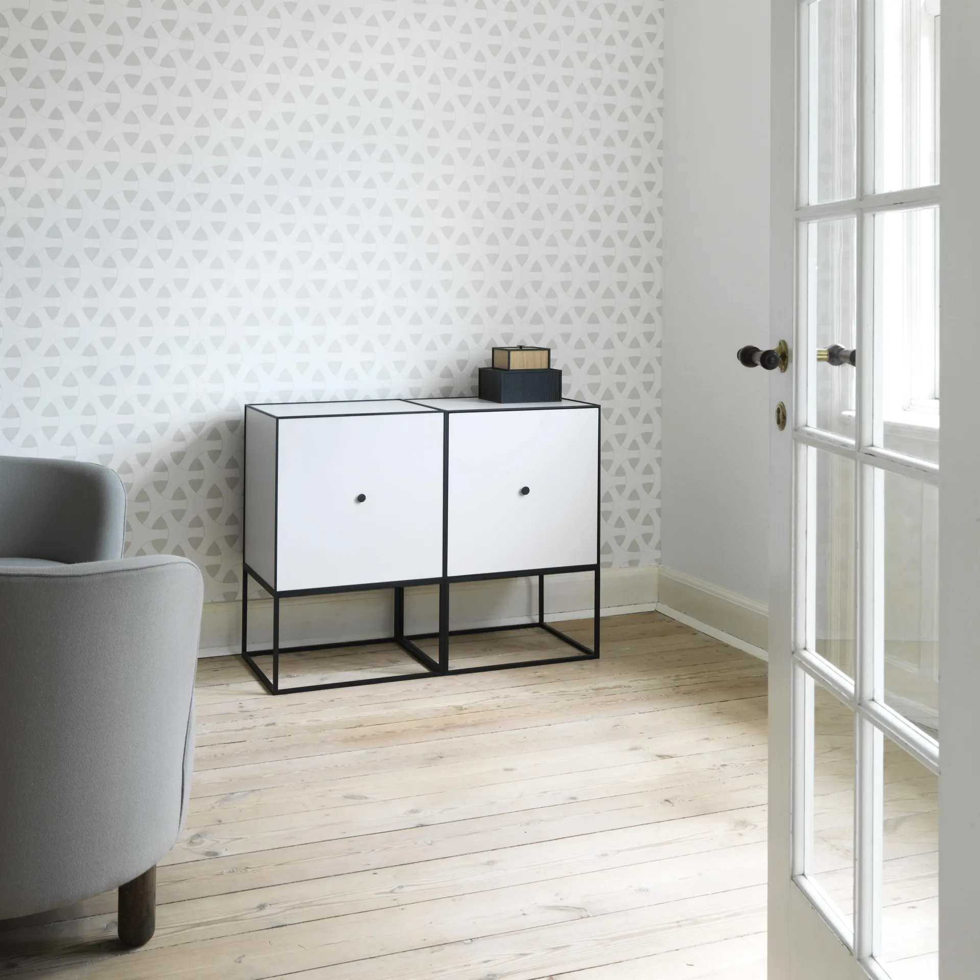 Frame 49 cube with door, white Audo Copenhagen