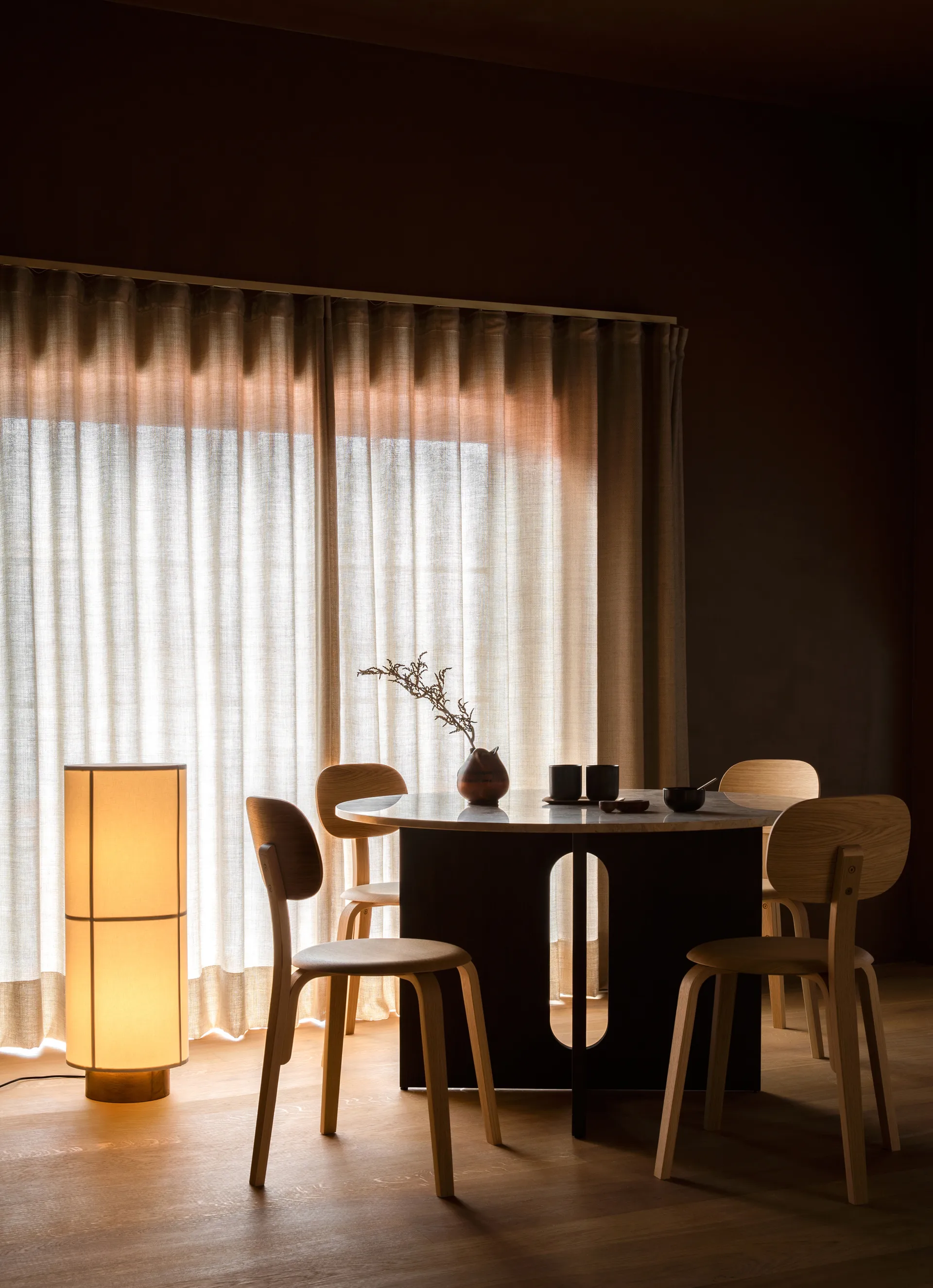 Hashira floor lamp, Raw Audo Copenhagen