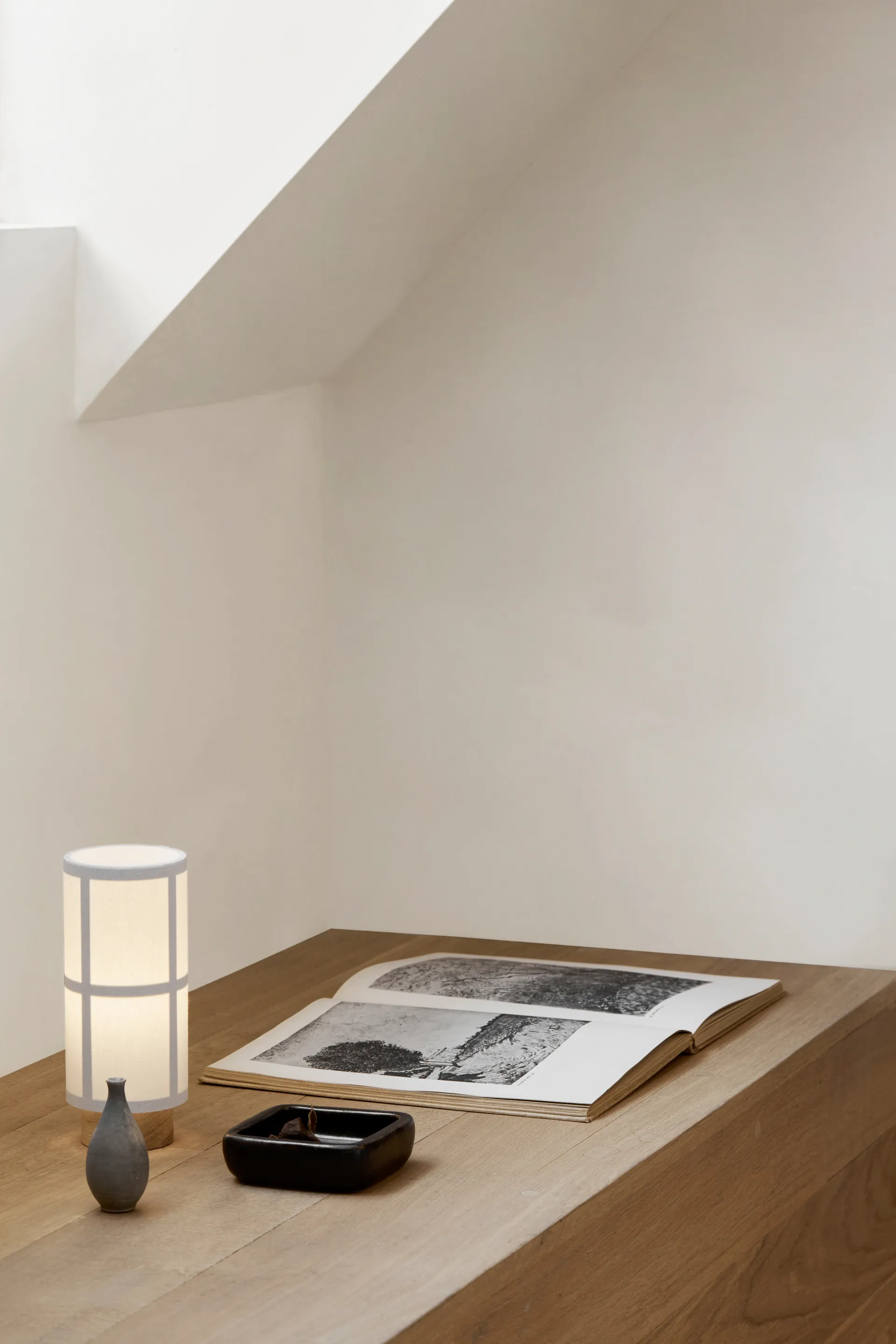 Hashira table lamp portable, White Audo Copenhagen