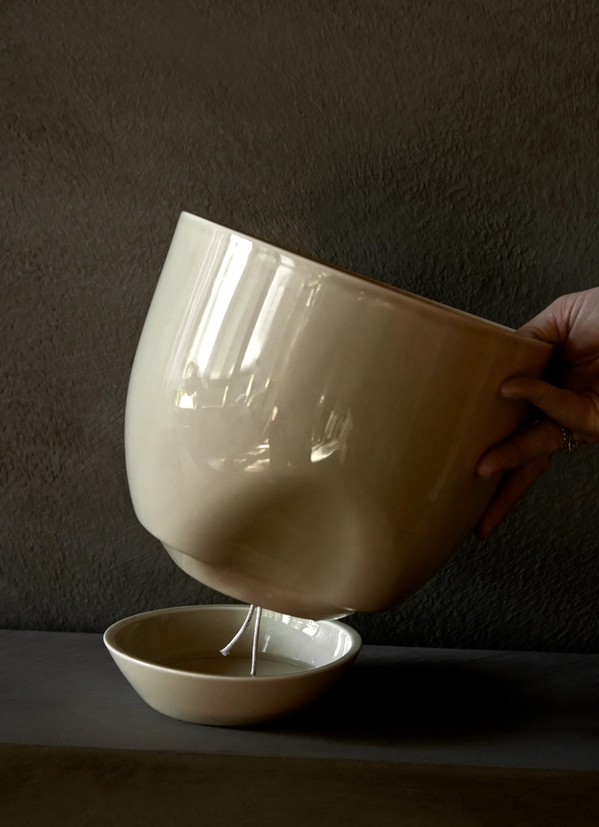 Hydrous flower pot Ø20 cm, Ashen Audo Copenhagen