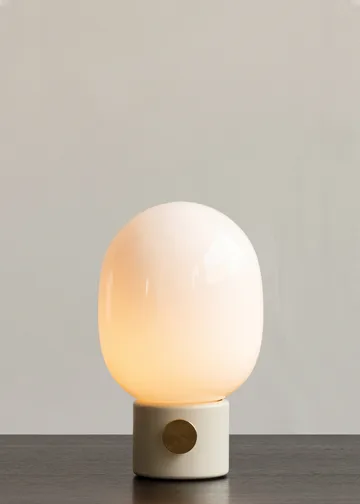 JWDA table lamp - Alabaster white, Small - Audo Copenhagen
