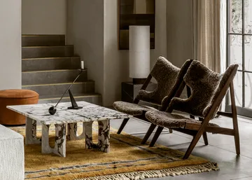 Knitting lounge chair - Sheepskin sahara, walnut legs - Audo Copenhagen