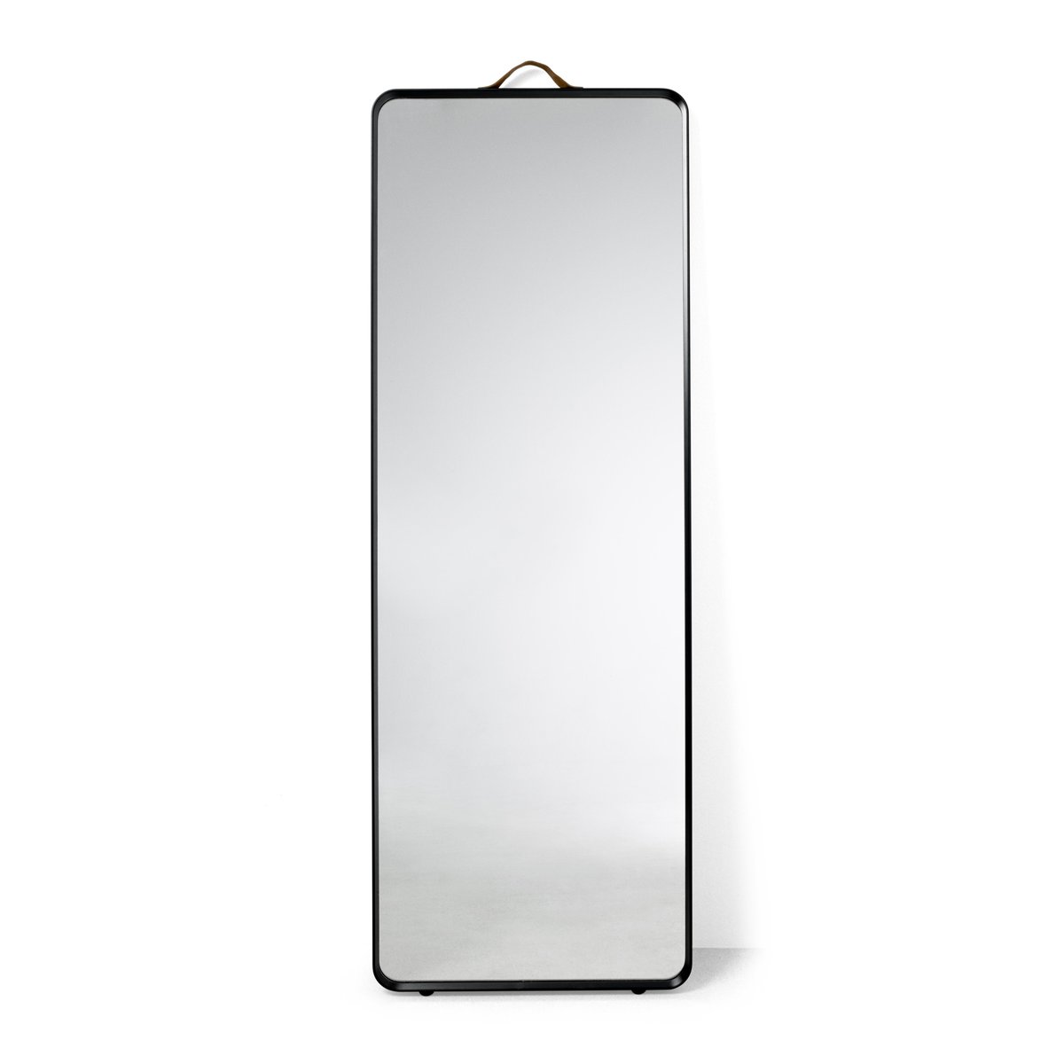 Audo Copenhagen Norm Golv mirror Black | Scandinavian Design | Wall mirrors | Black
