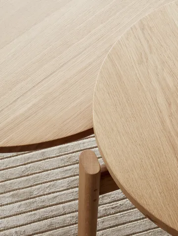 Passage coffee table Ø90 cm - Oak - Audo Copenhagen