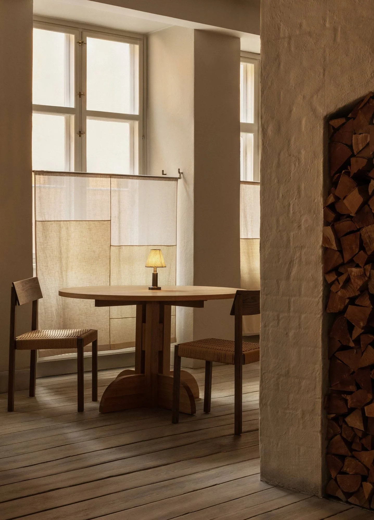 Puffin Dining Table solid natural oak, Natural oak, Ø120 cm Audo Copenhagen