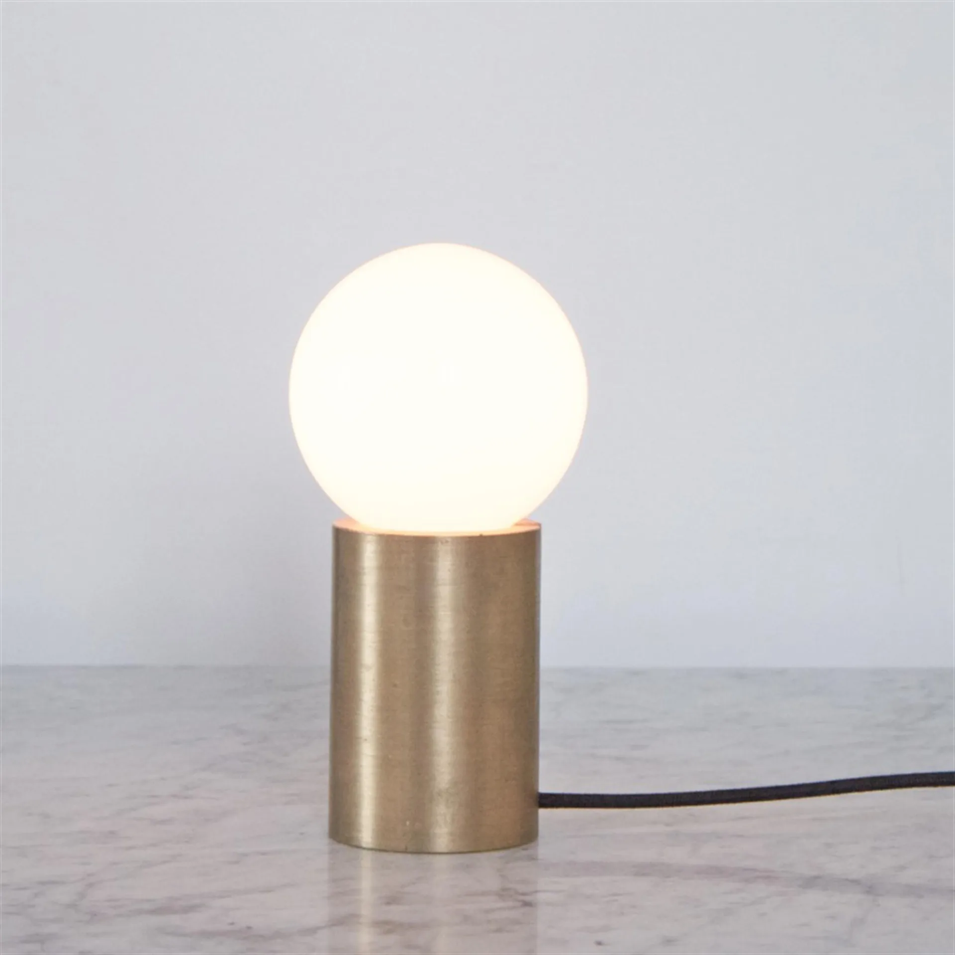Socket table lamp, brushed brass Audo Copenhagen