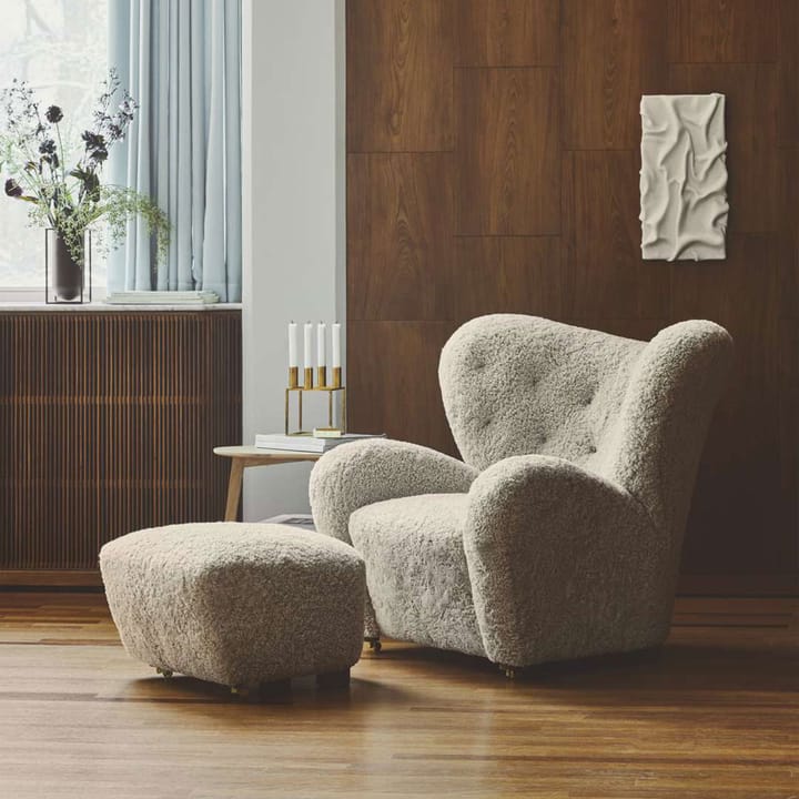 The Tired Man armchair set, Sheepskin moonlight, incl. footstool, legs oak smoked Audo Copenhagen
