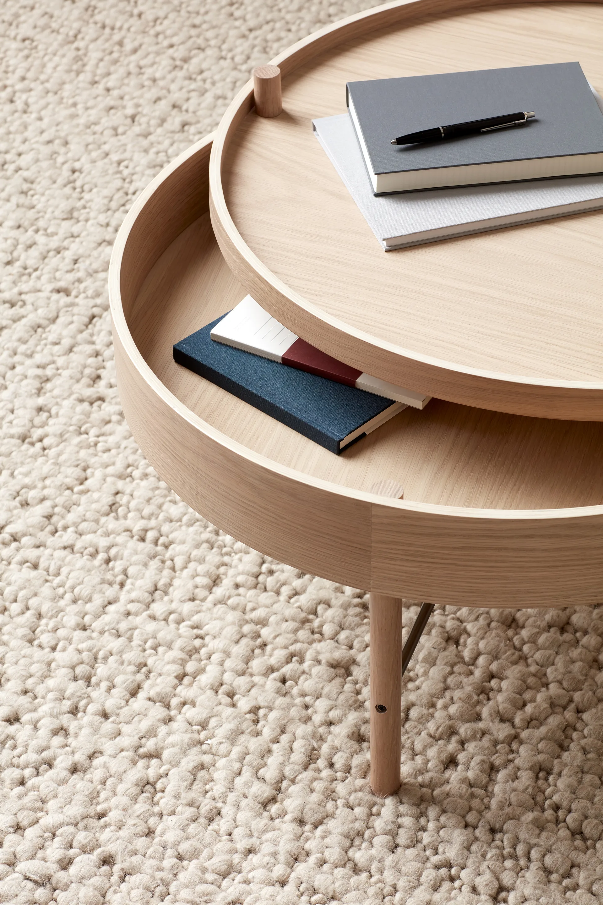 Turning table, natural oak-chrome Audo Copenhagen