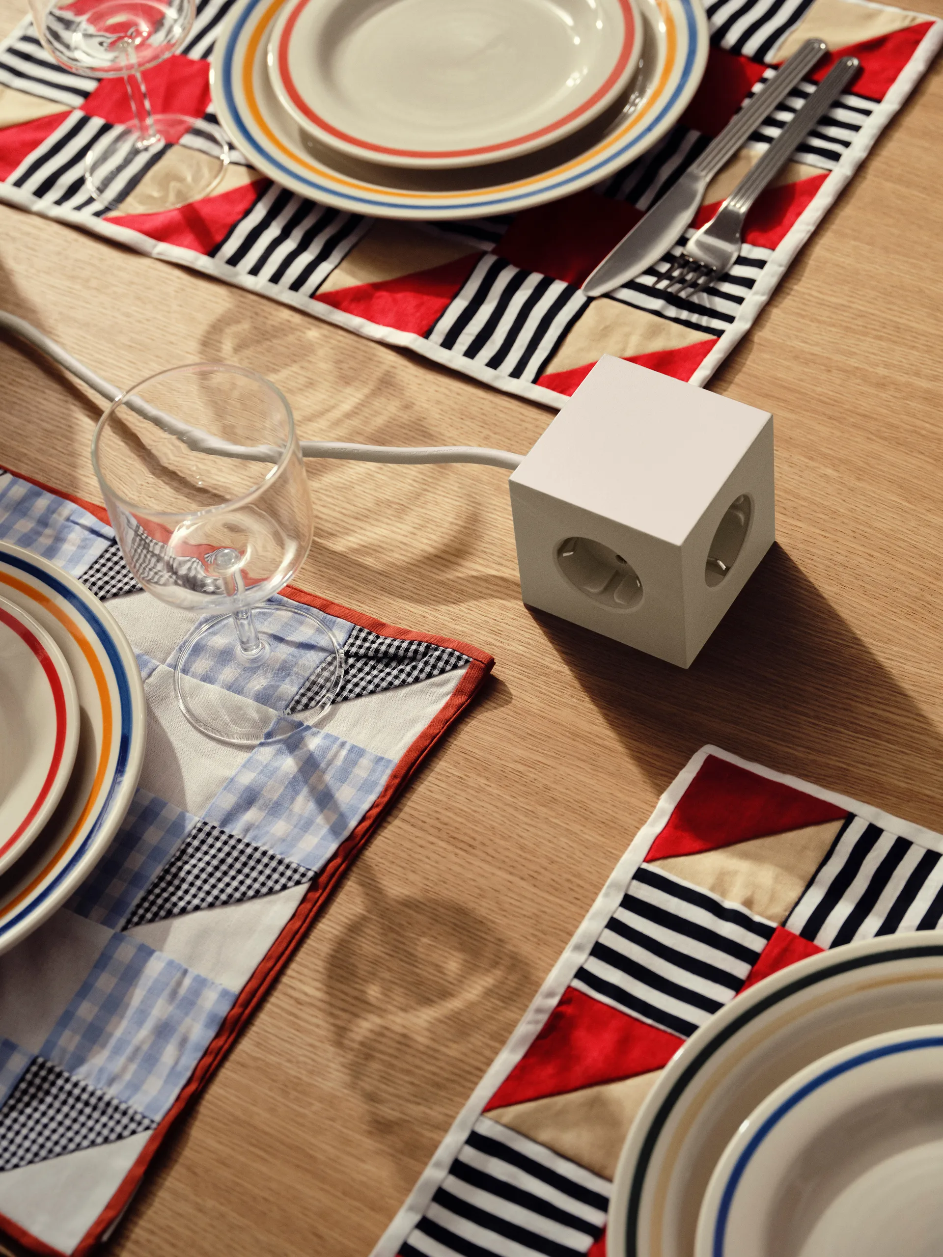 Square 1 power strip USB-C 30W 3 m, Nomad Sand Avolt