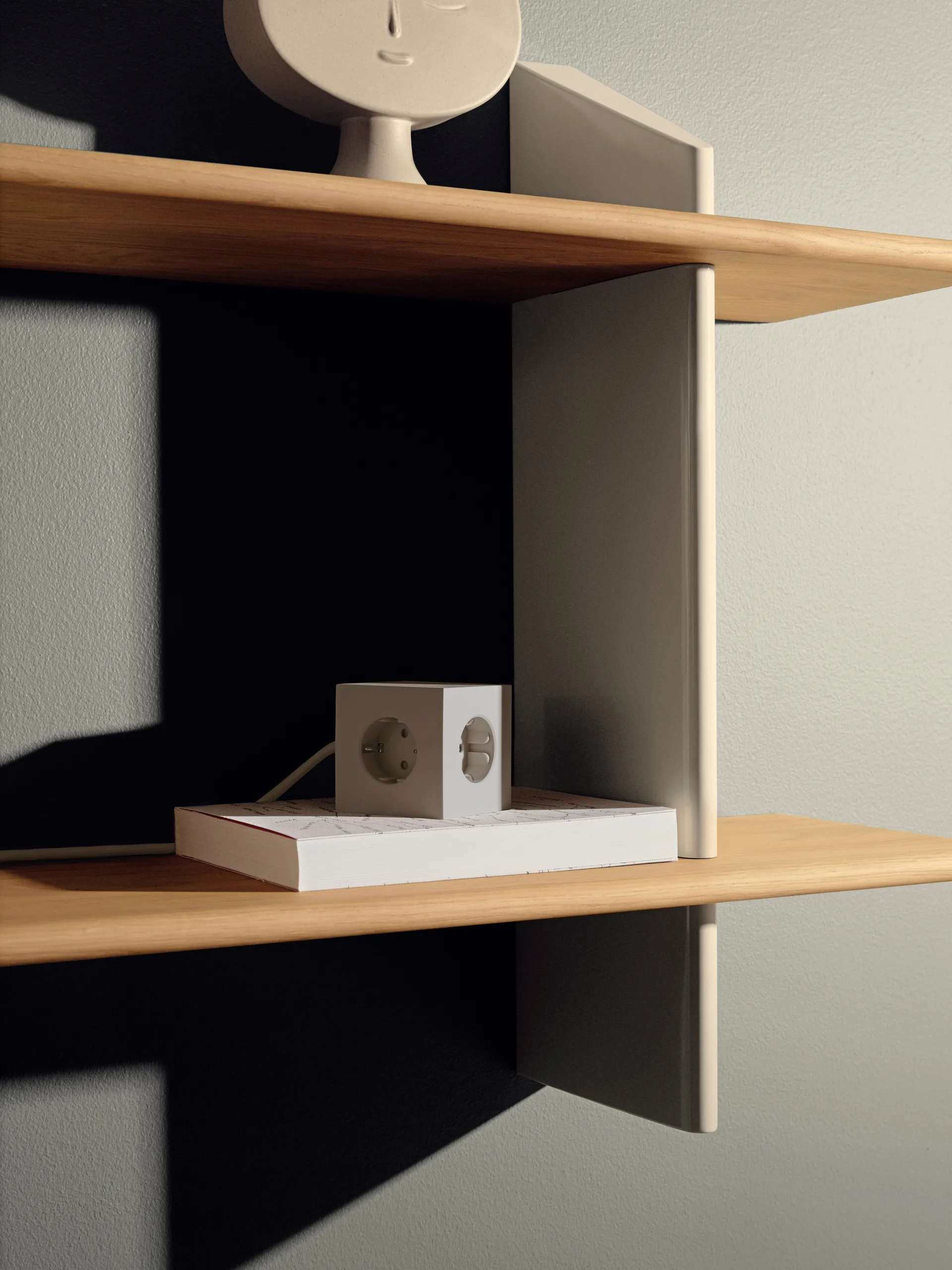 Square 1 power strip USB-C 30W 3 m, Nomad Sand Avolt