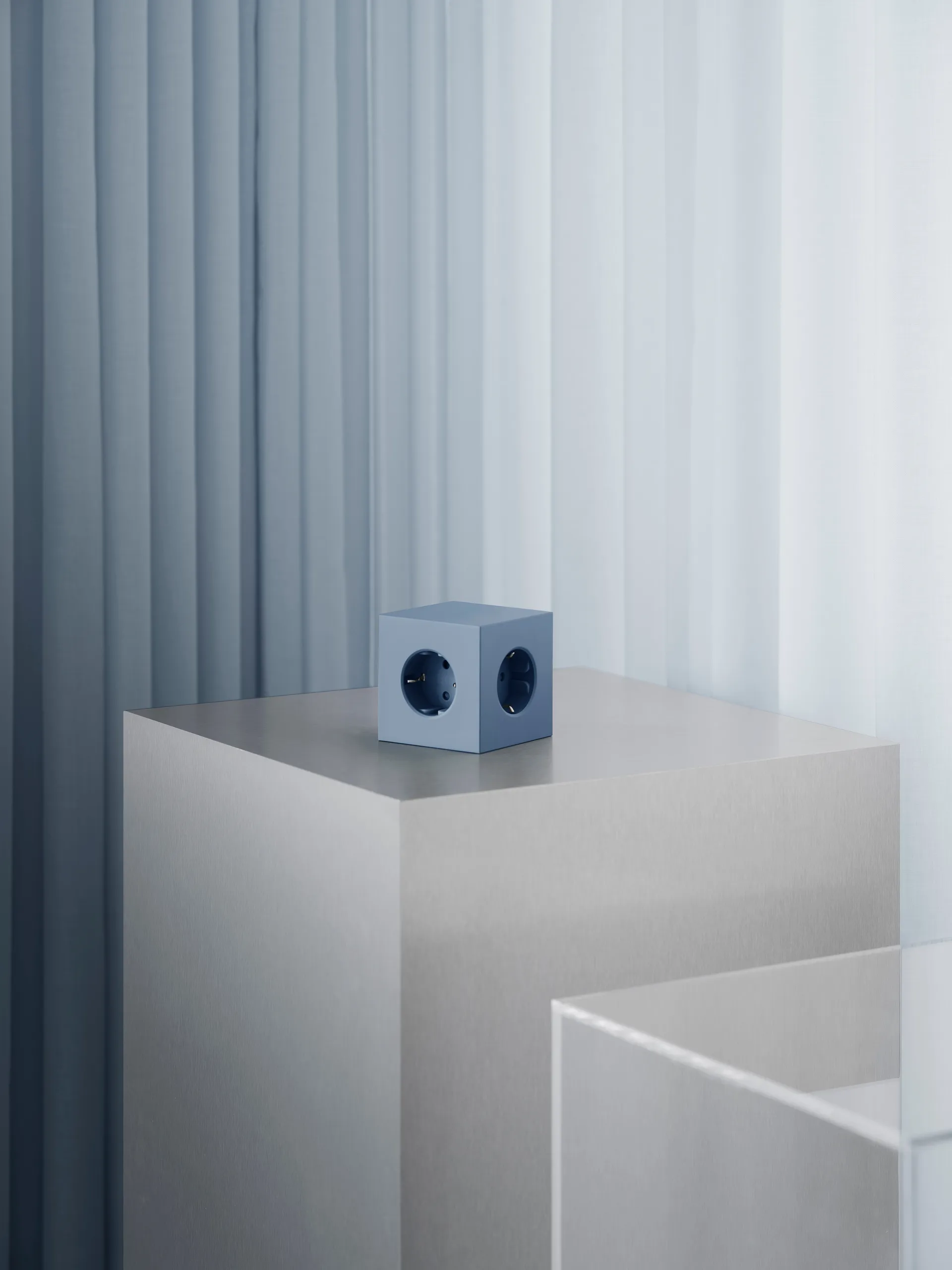 Square 1 power strip USB-C 30W 3 m, Shark Blue Avolt