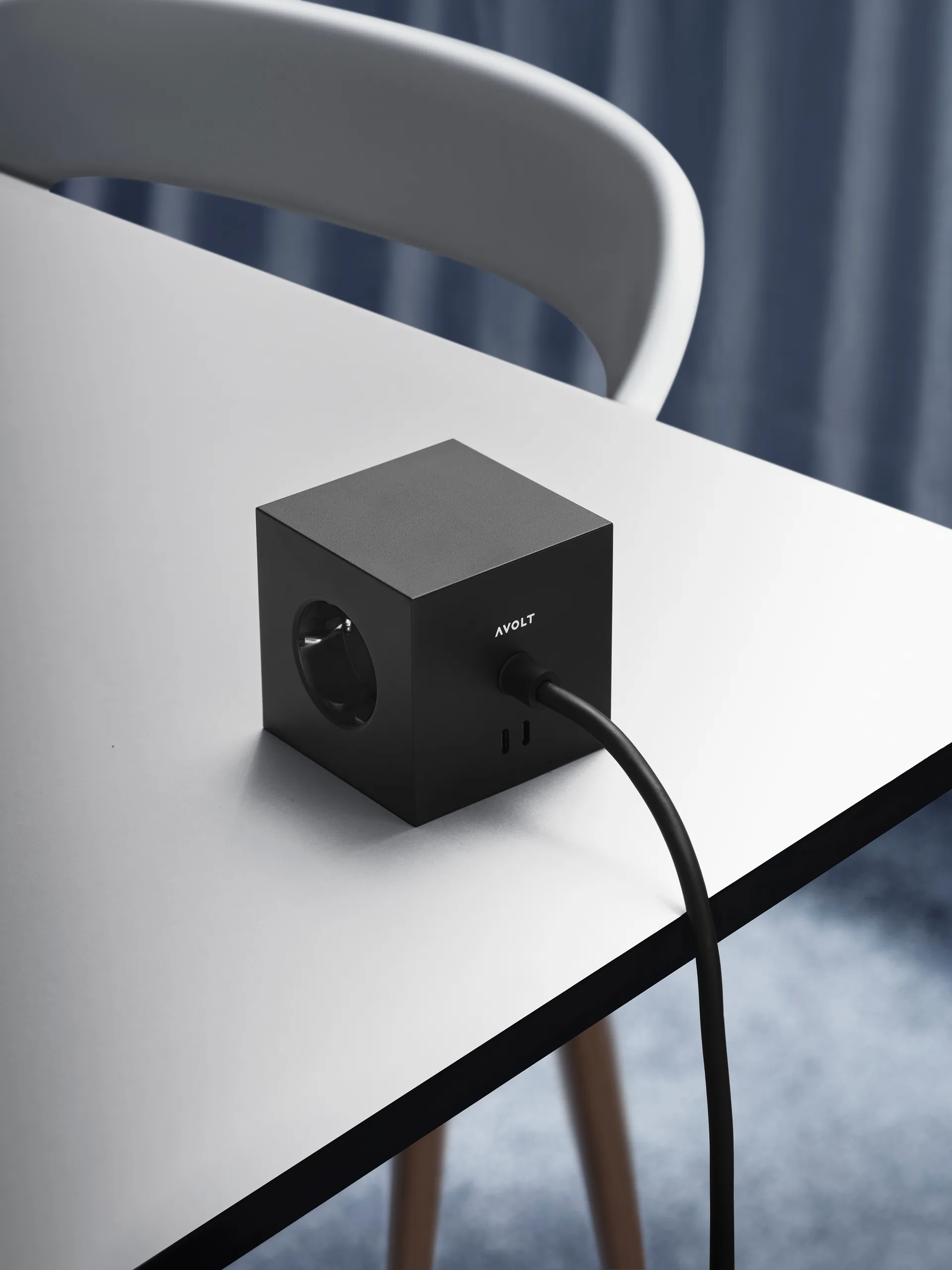 Square 1 power strip USB-C 30W 3 m, Stockholm Black Avolt
