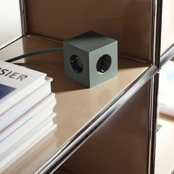 Square 1 socket - Oak green - Avolt