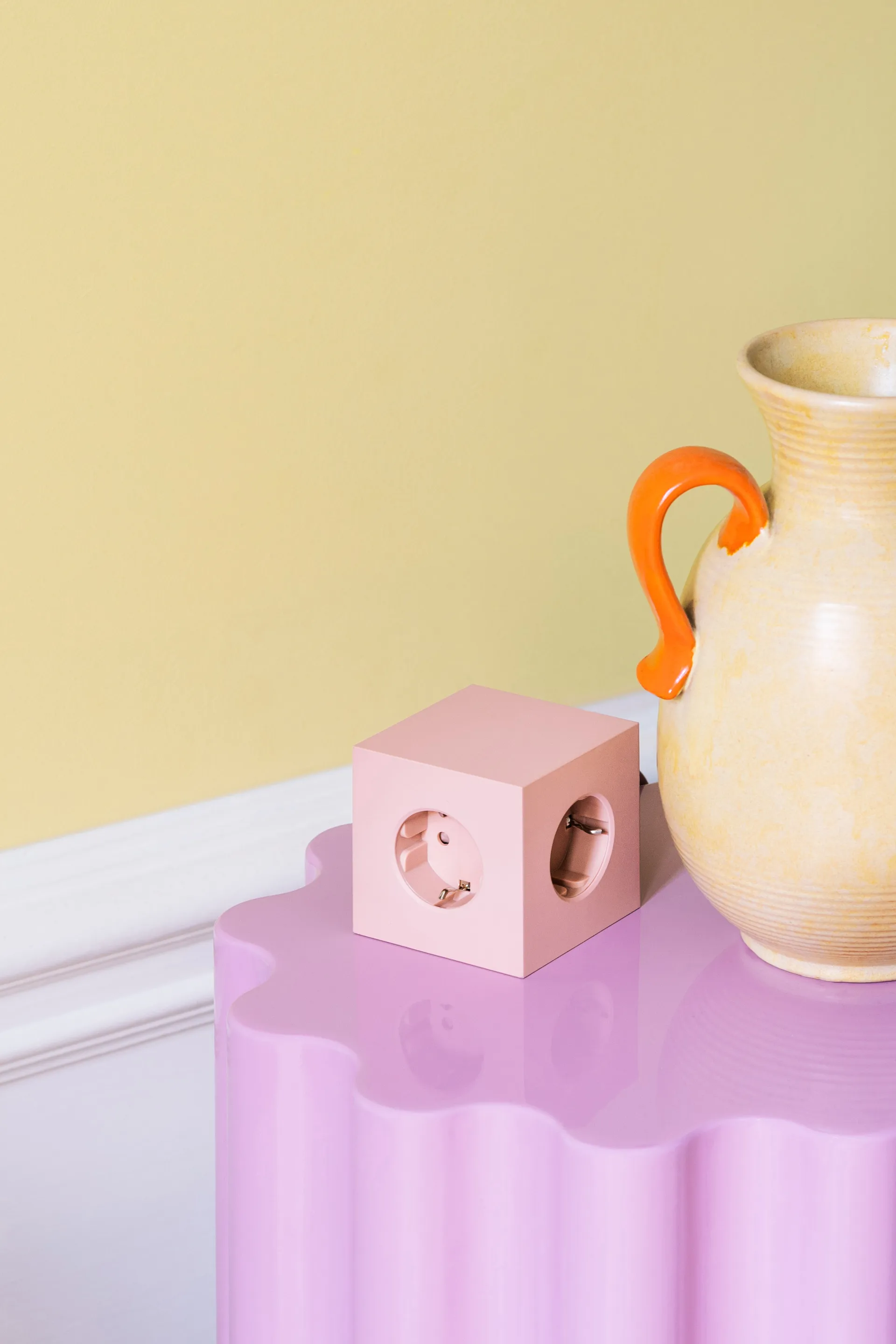 Square 1 socket USB-C 30W 1.8 m, New Pink Avolt