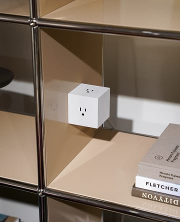 Square 1 UK power strip USB-C 30W 1.8 m - Gotland Gray - Avolt