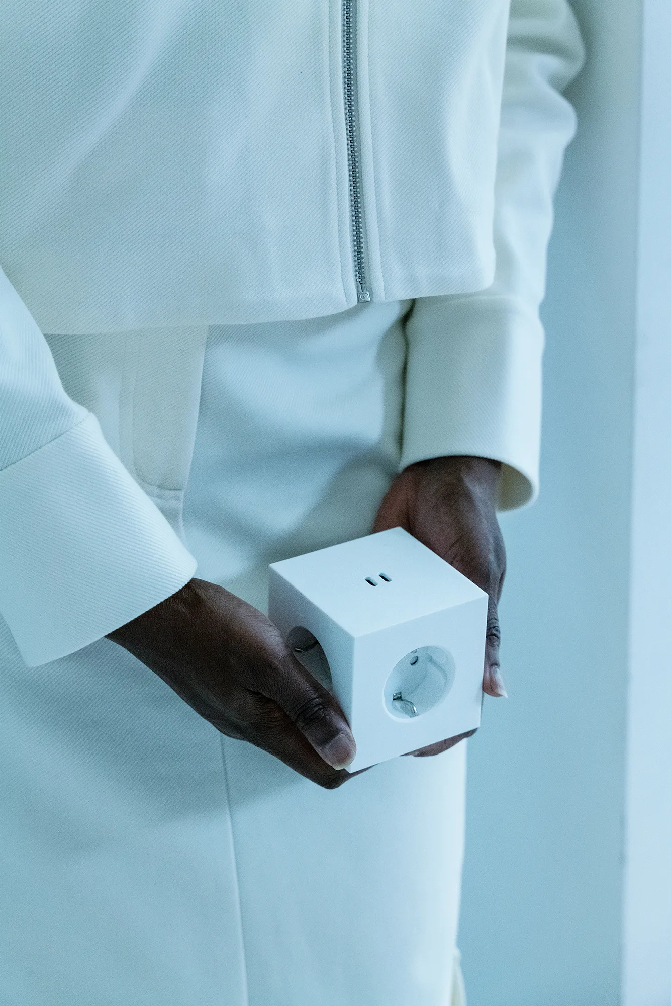 Square 2 outlet, Martinelli Luce Opal White Avolt