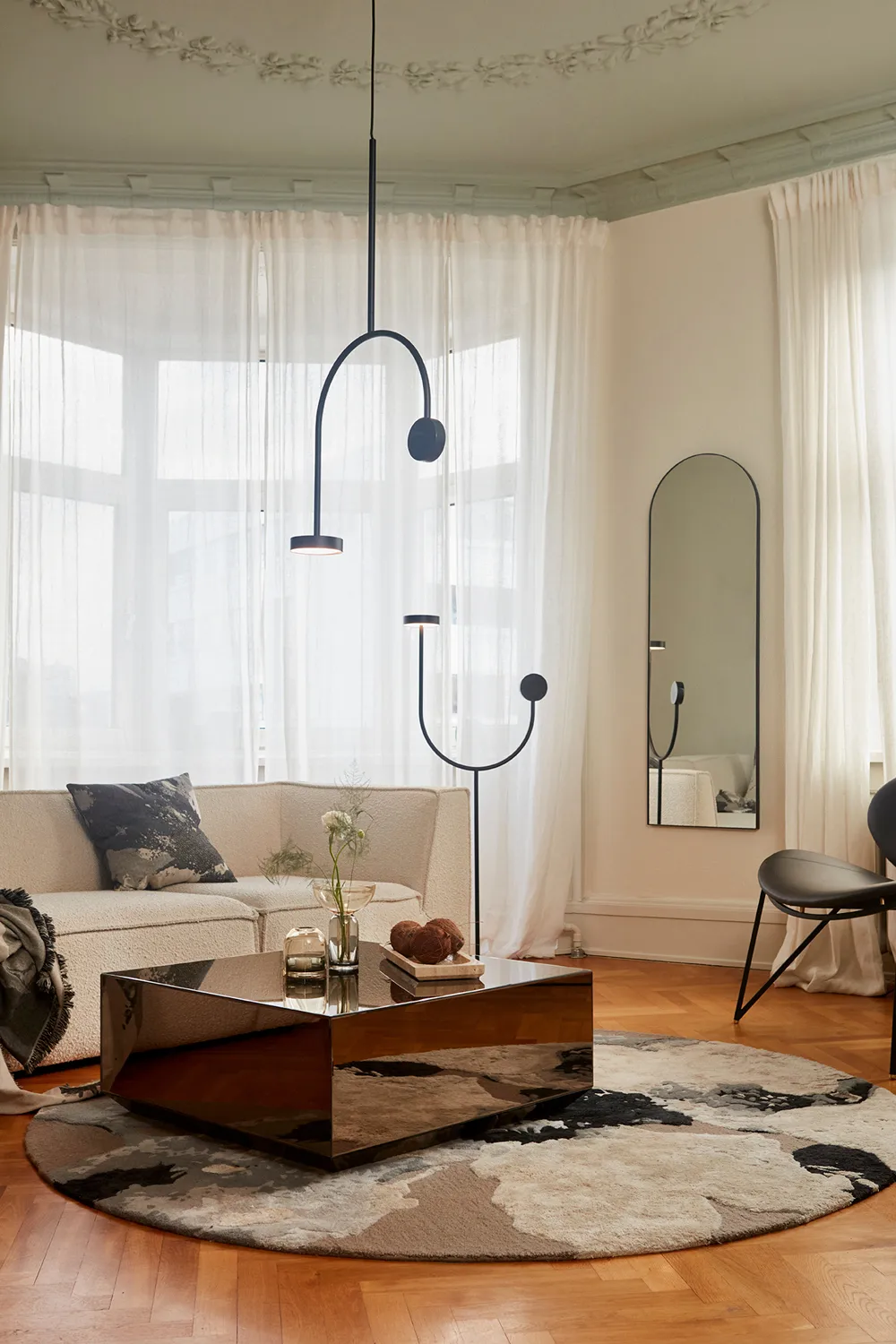 Arcus mirror 140 cm, Black AYTM