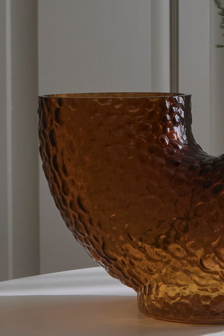Arura vase low - Amber - AYTM