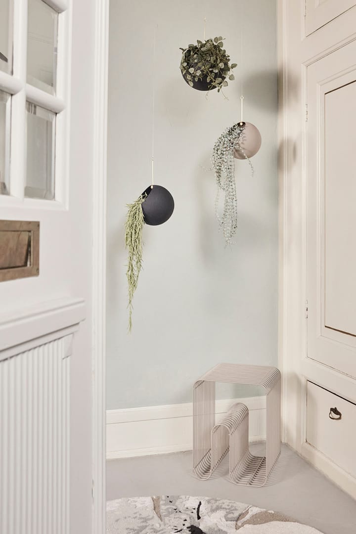 GLOBE hanging pot 21x32 cm - Black - AYTM