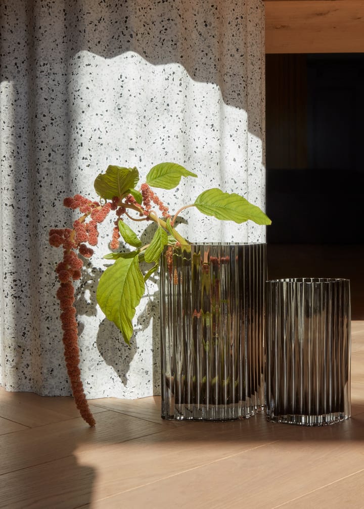 Leaf vase 20 cm - Black - AYTM