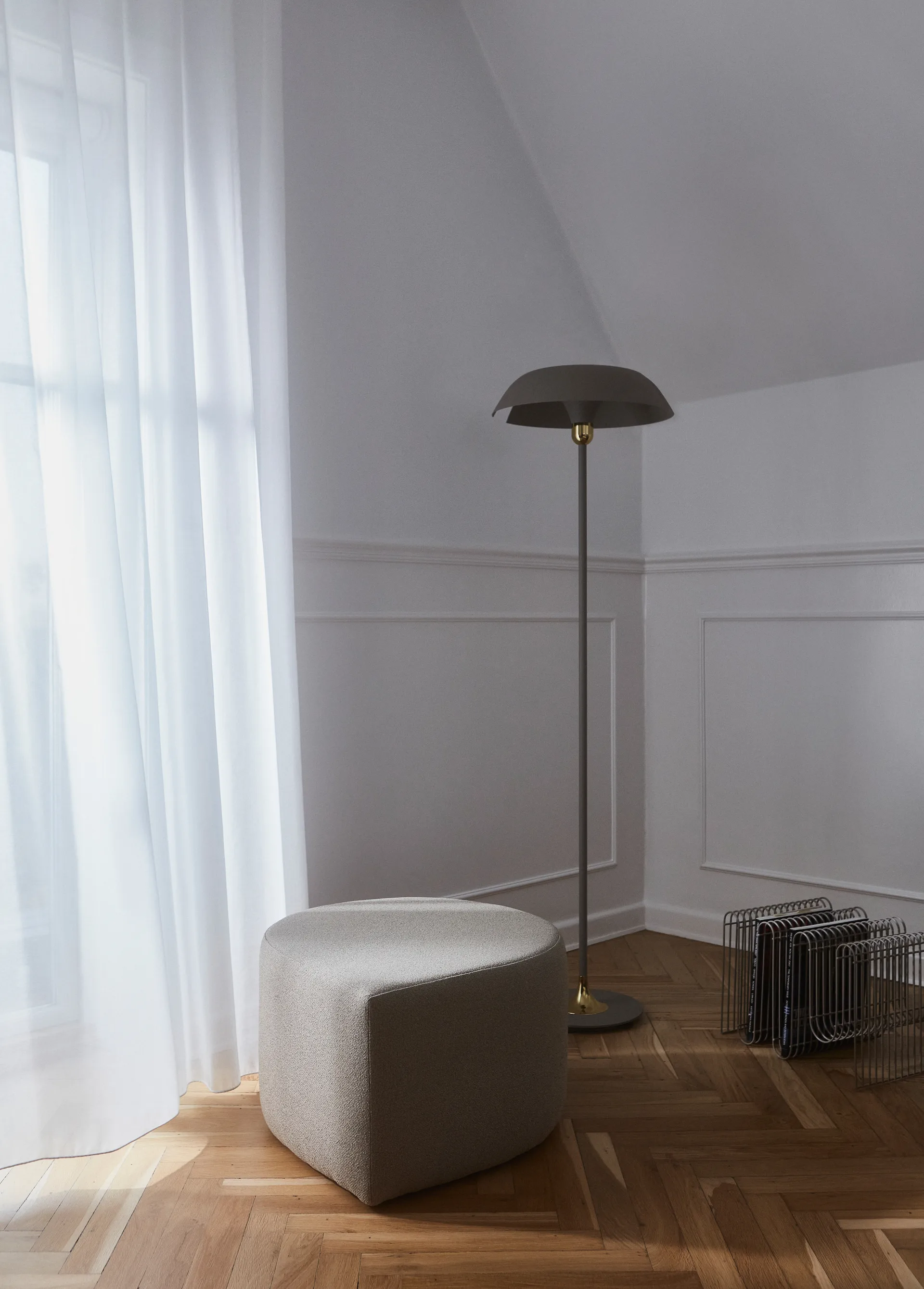 Stilla pouf bouclé, Taupe AYTM