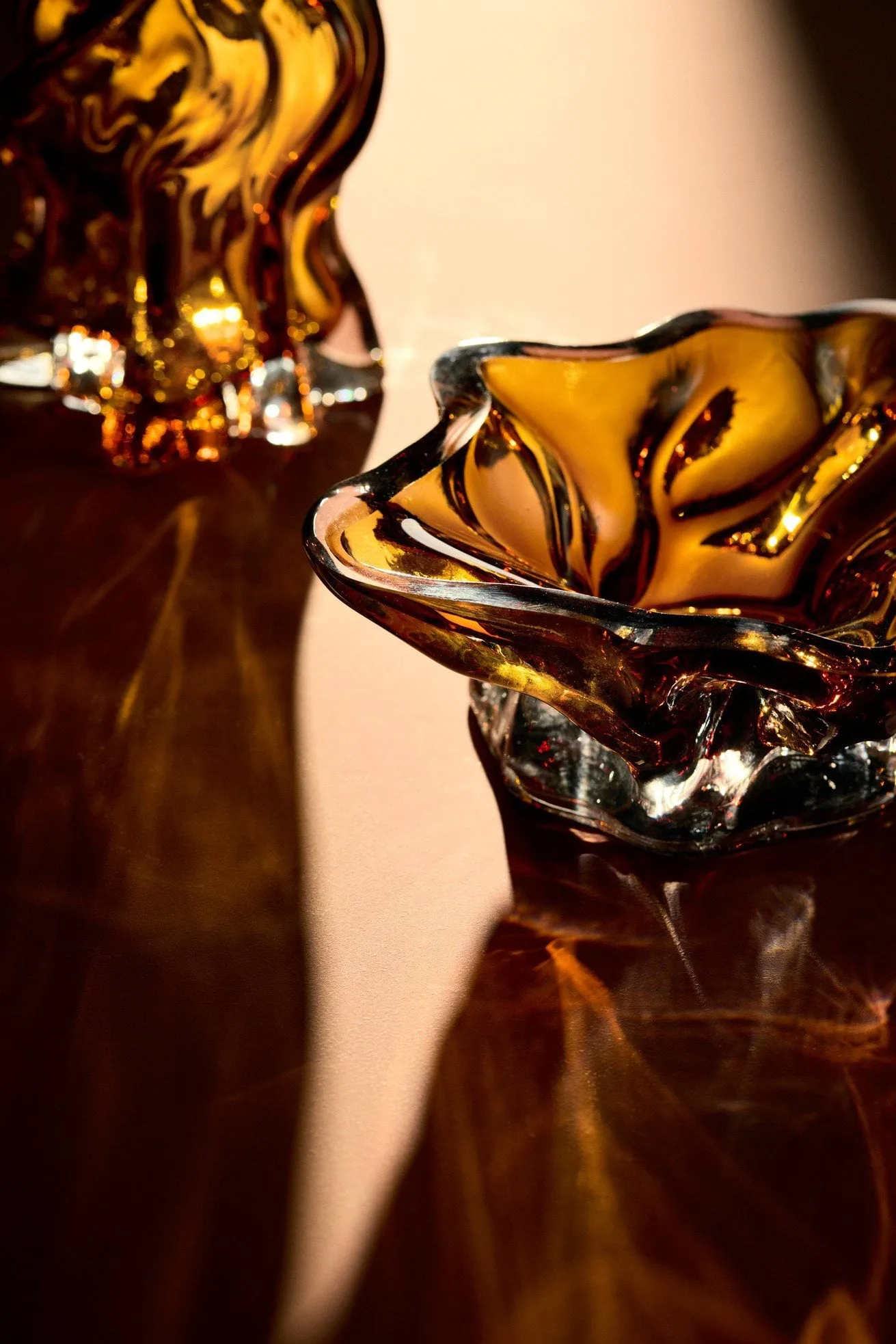 Vena decorative bowl, Amber AYTM