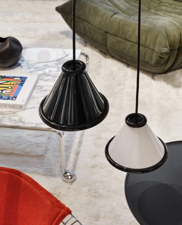 Belle pendant Ø15 cm, Glossy black Belid